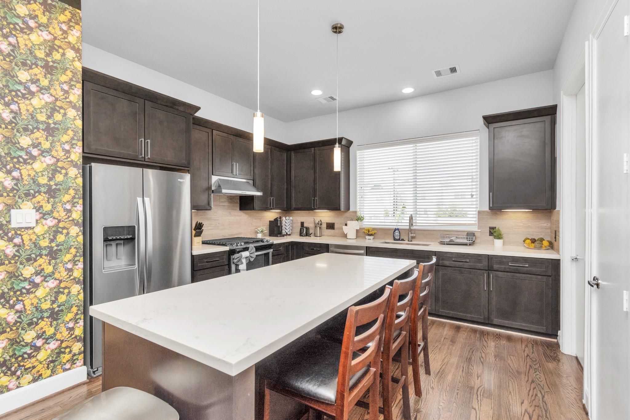1718 Eado Point Lane