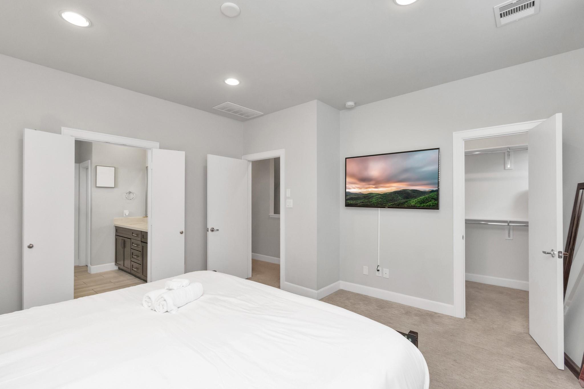 1718 Eado Point Lane