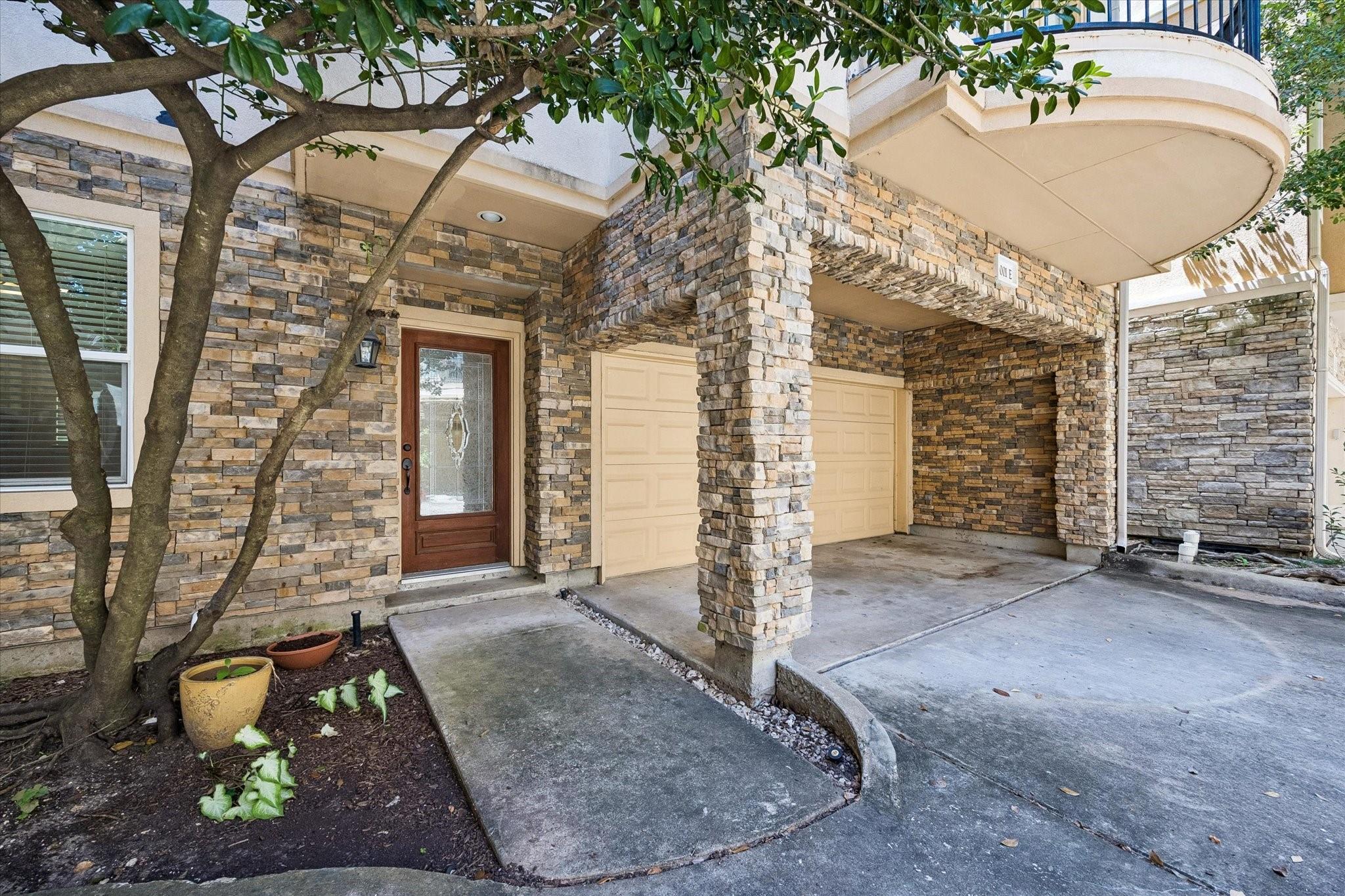 6001 Truro Street Unit: E