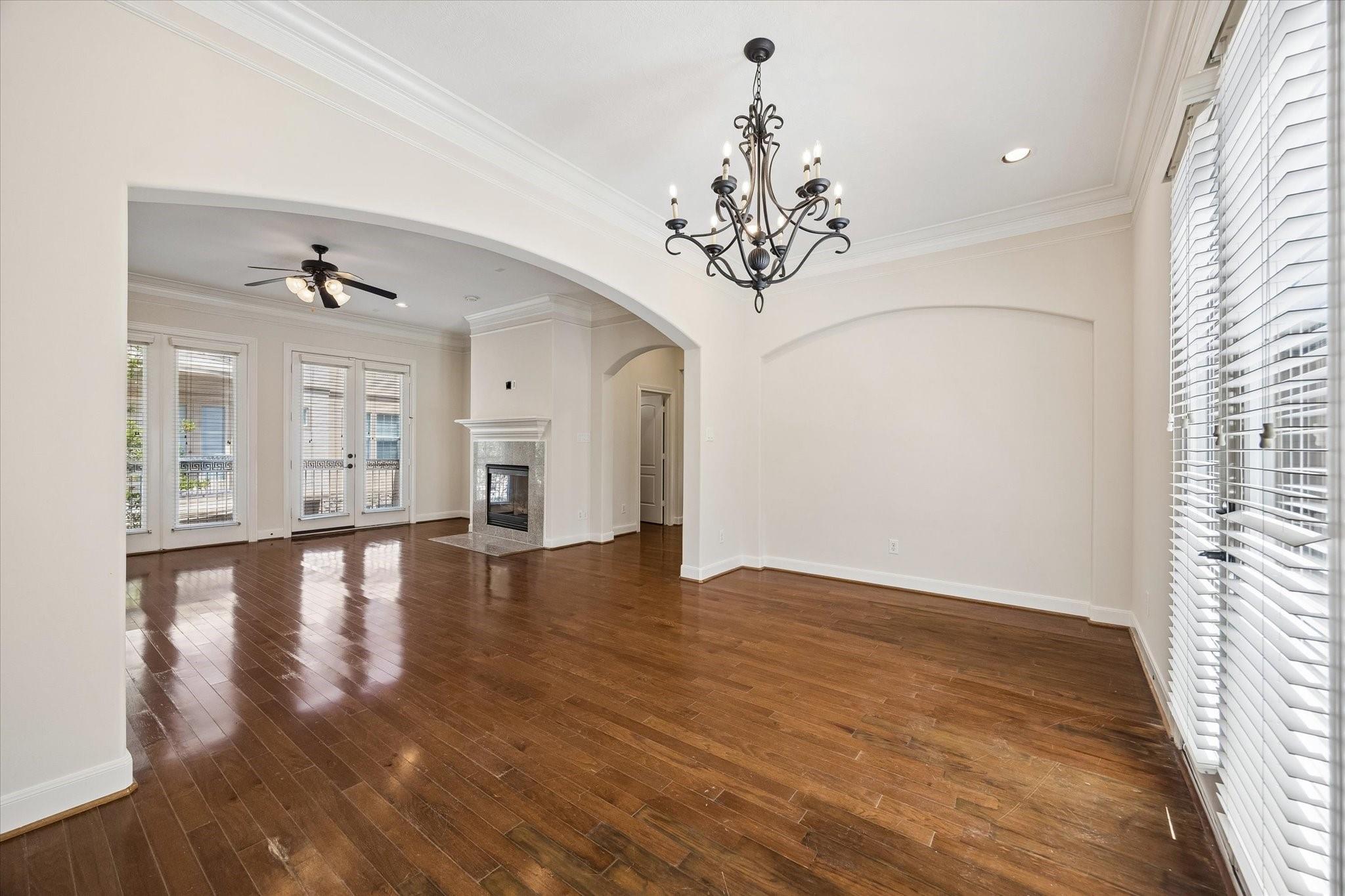 6001 Truro Street Unit: E