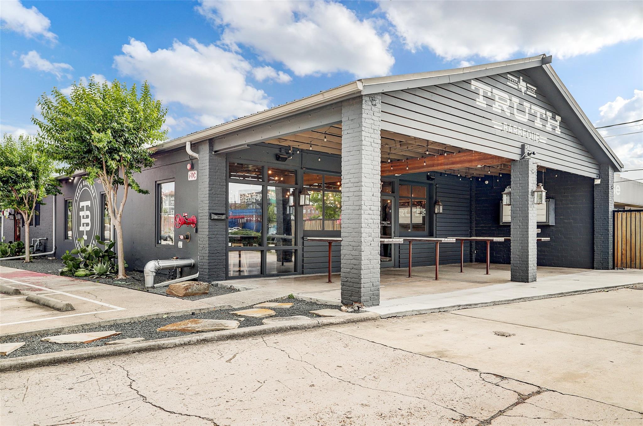 6001 Truro Street Unit: E