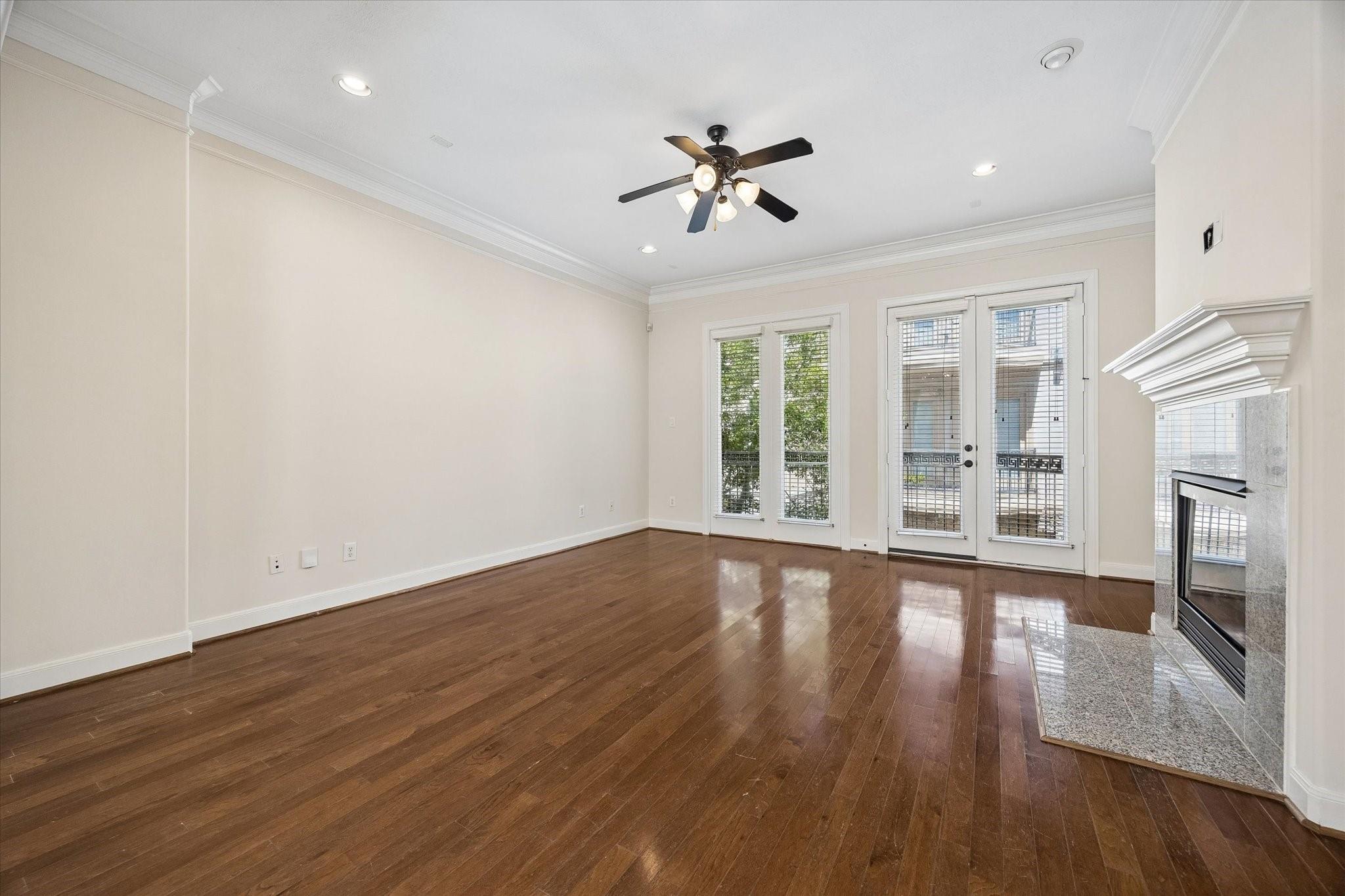 6001 Truro Street Unit: E