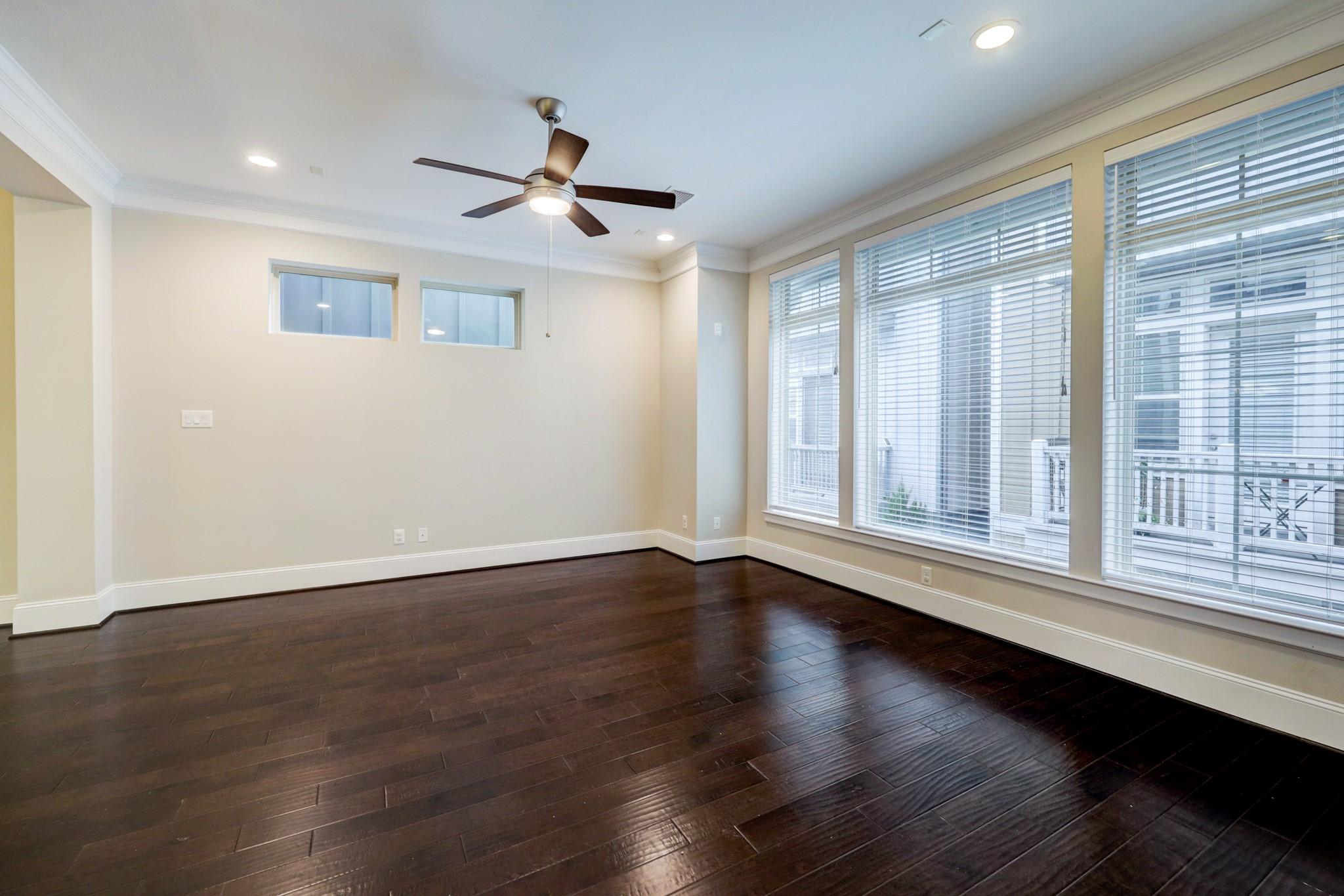 726 N Shepherd Drive