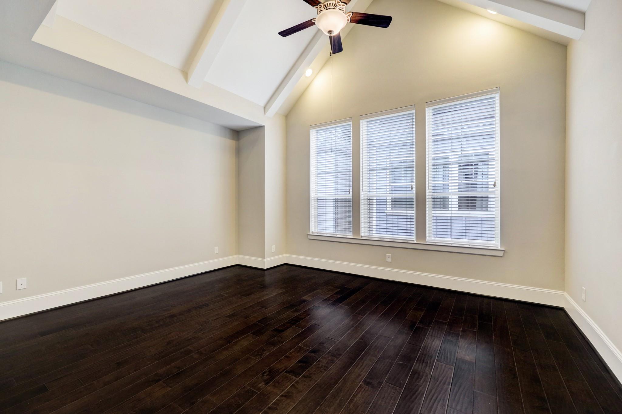 726 N Shepherd Drive