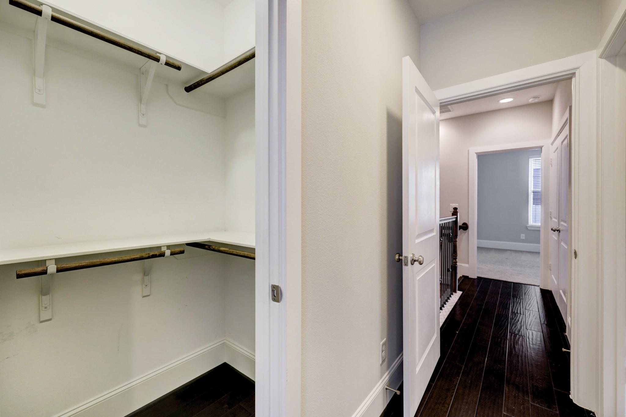 726 N Shepherd Drive