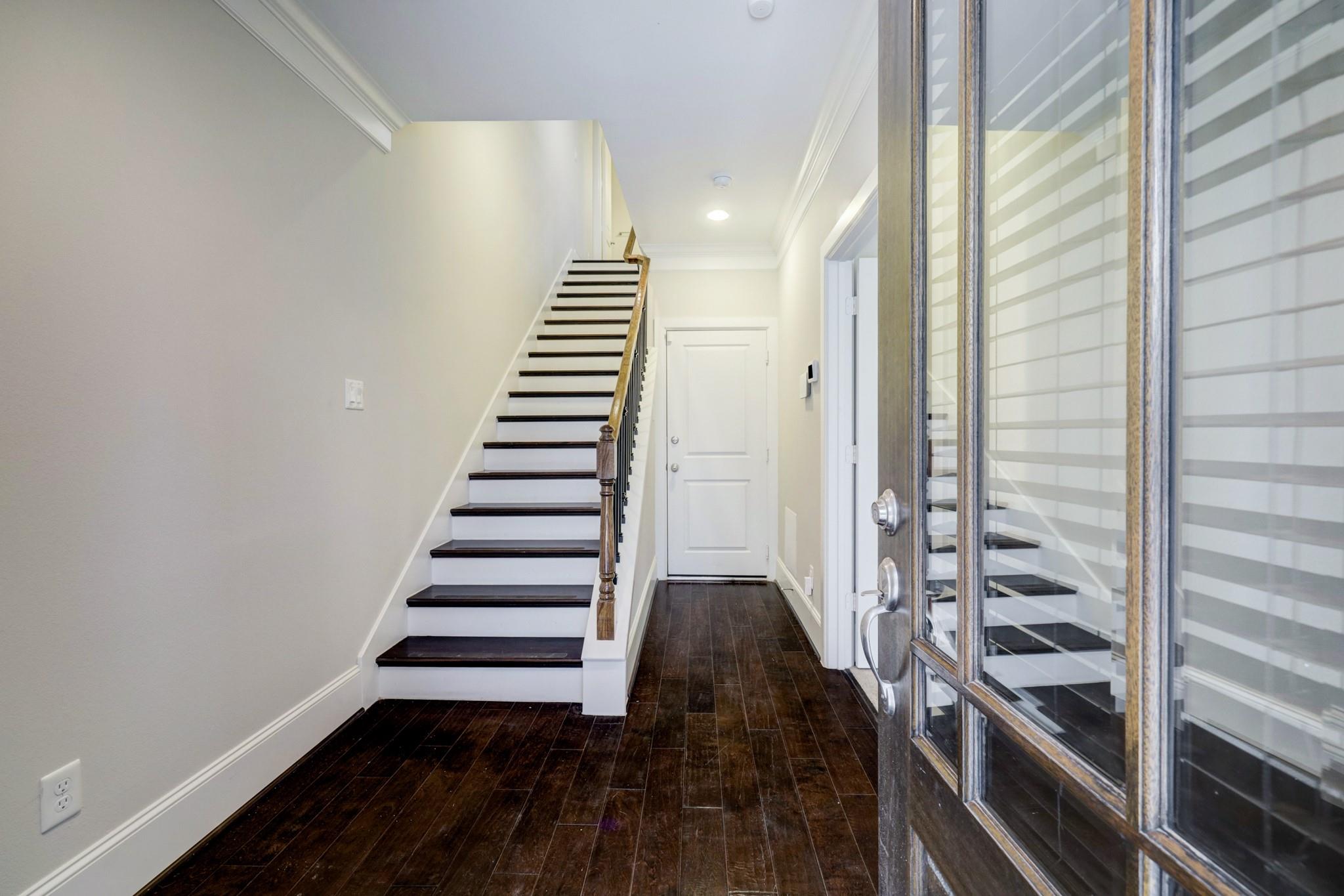 726 N Shepherd Drive