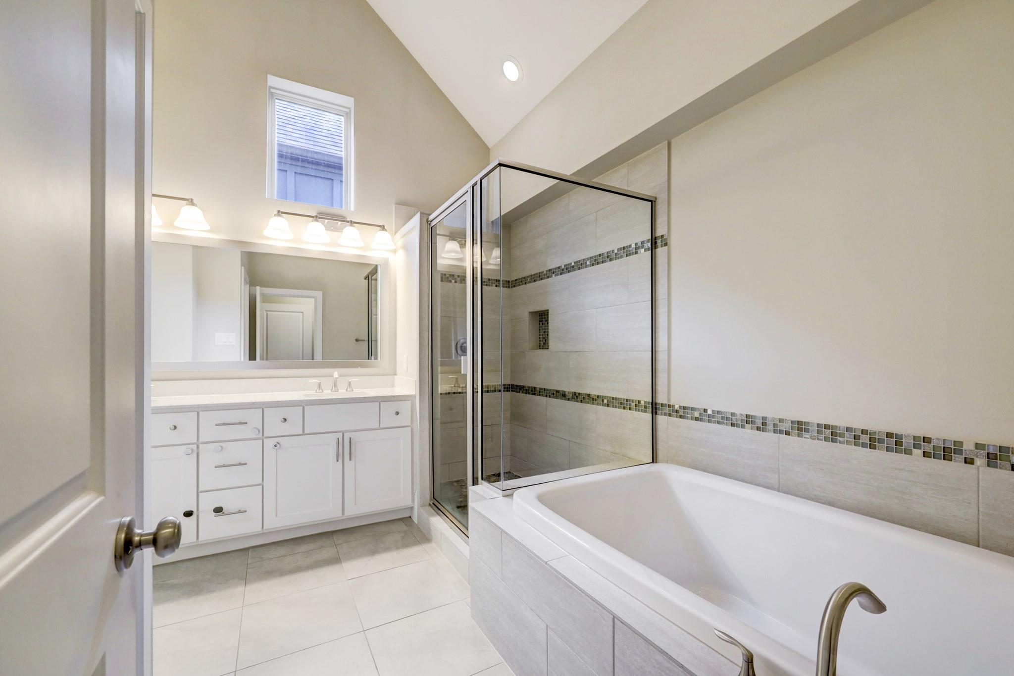 726 N Shepherd Drive