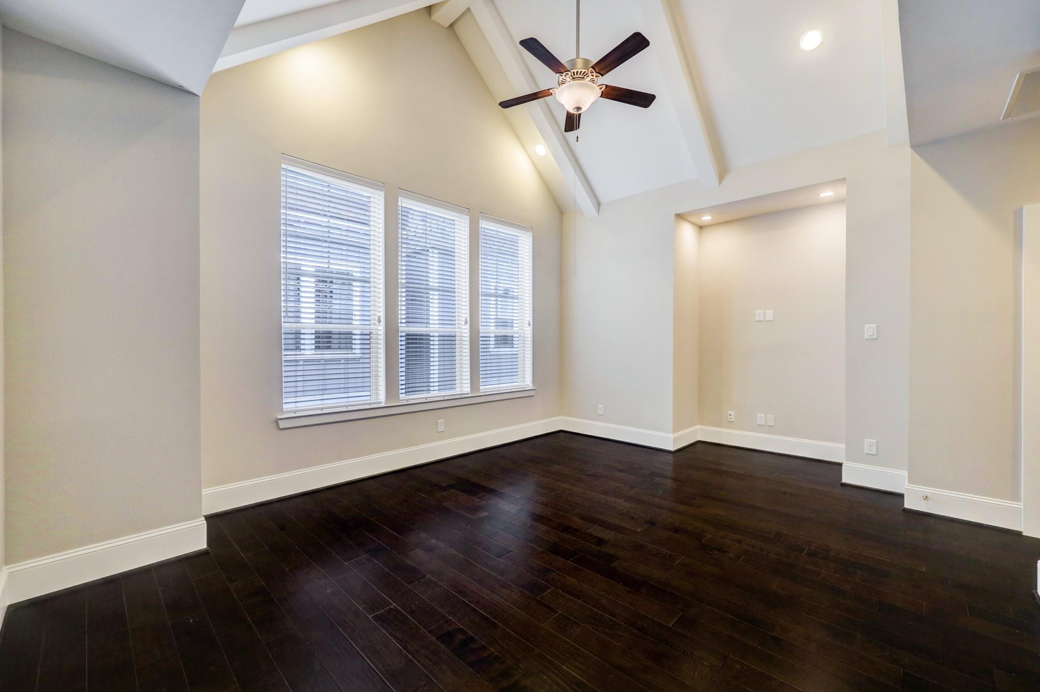 726 N Shepherd Drive