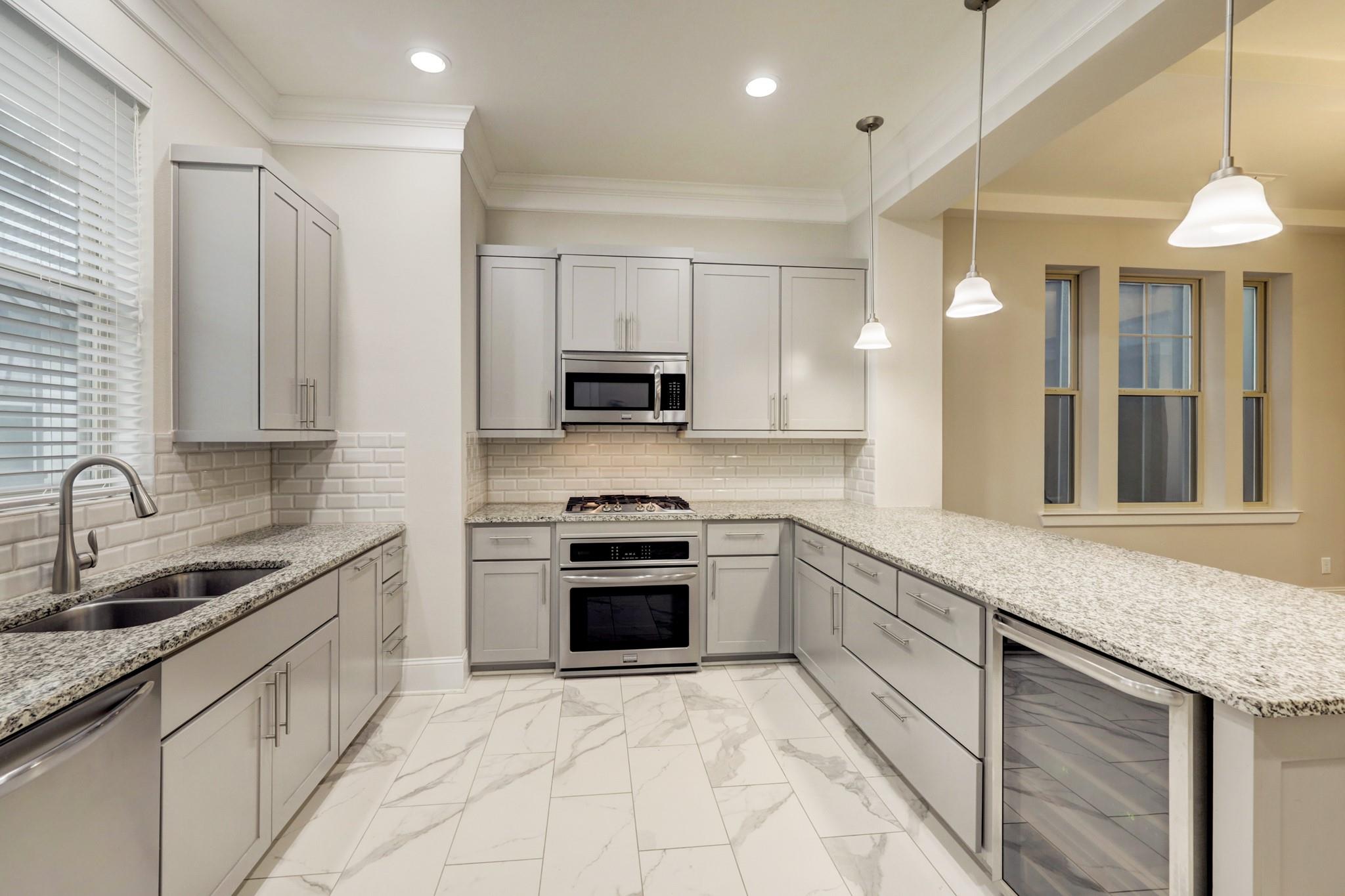 726 N Shepherd Drive