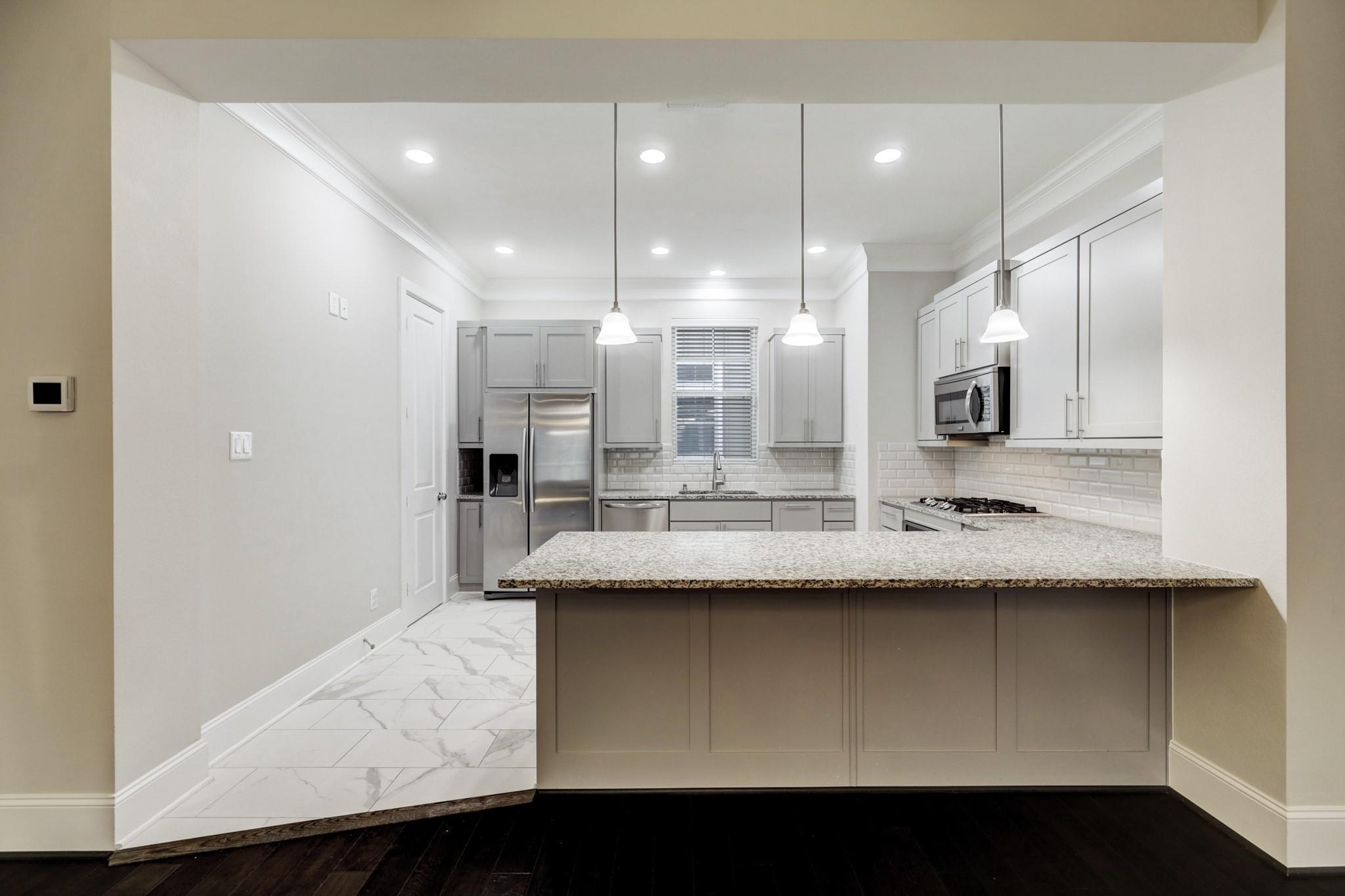 726 N Shepherd Drive