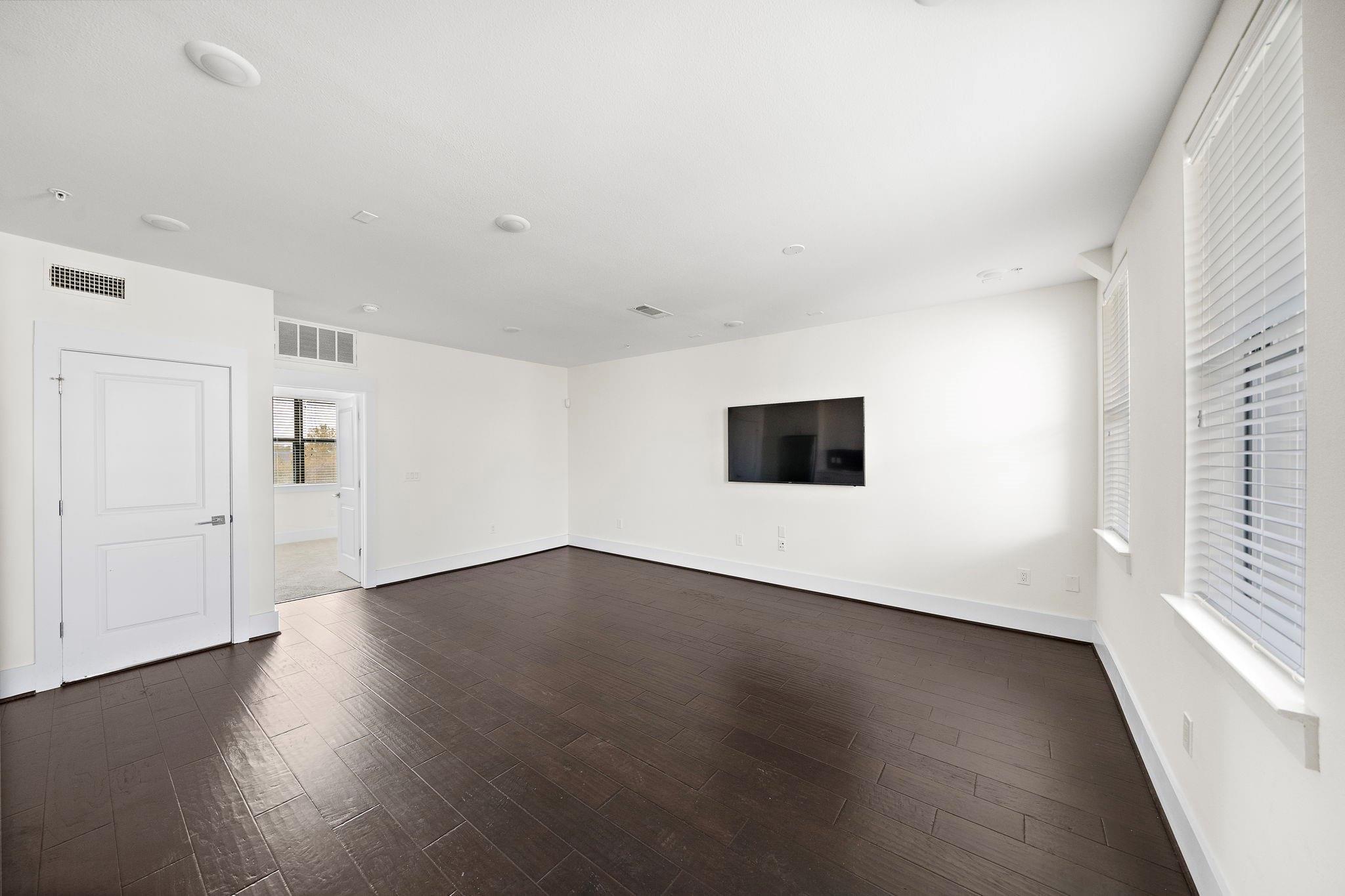 2401 Crawford Street # B204