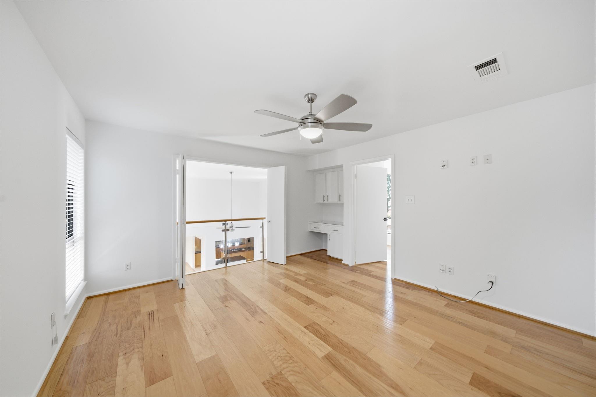 10319 Meadow Lake Lane
