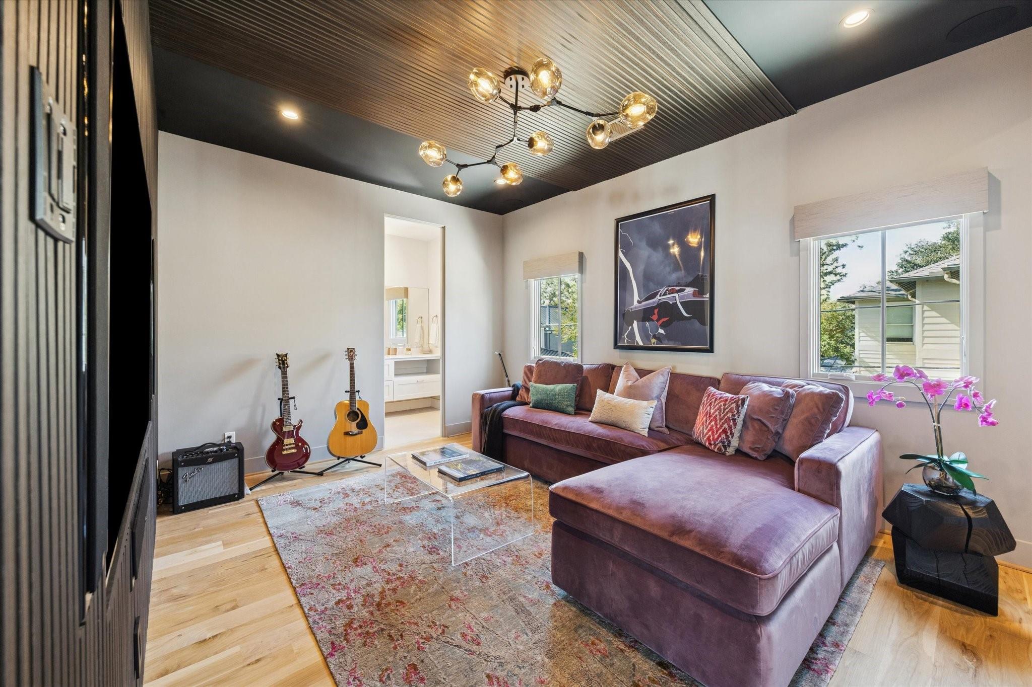 1823 Arlington Street