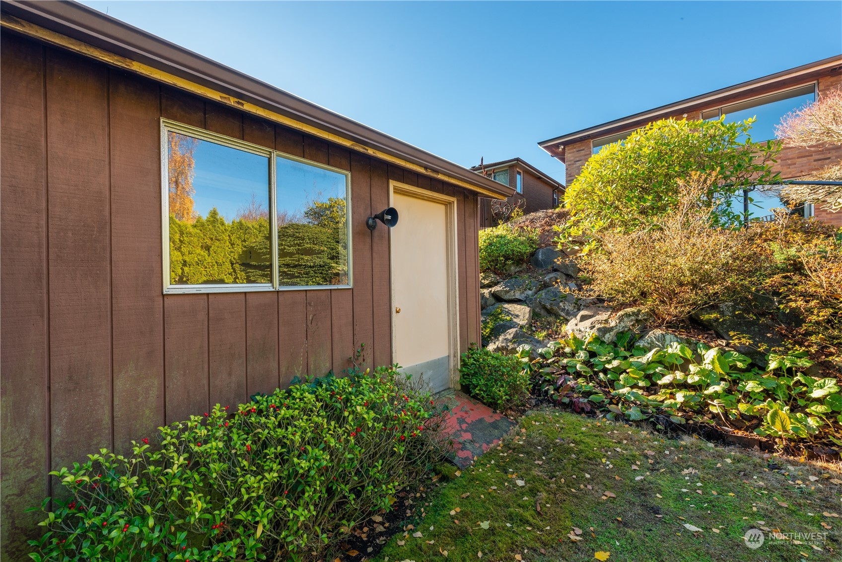 10024 11th Avenue NW