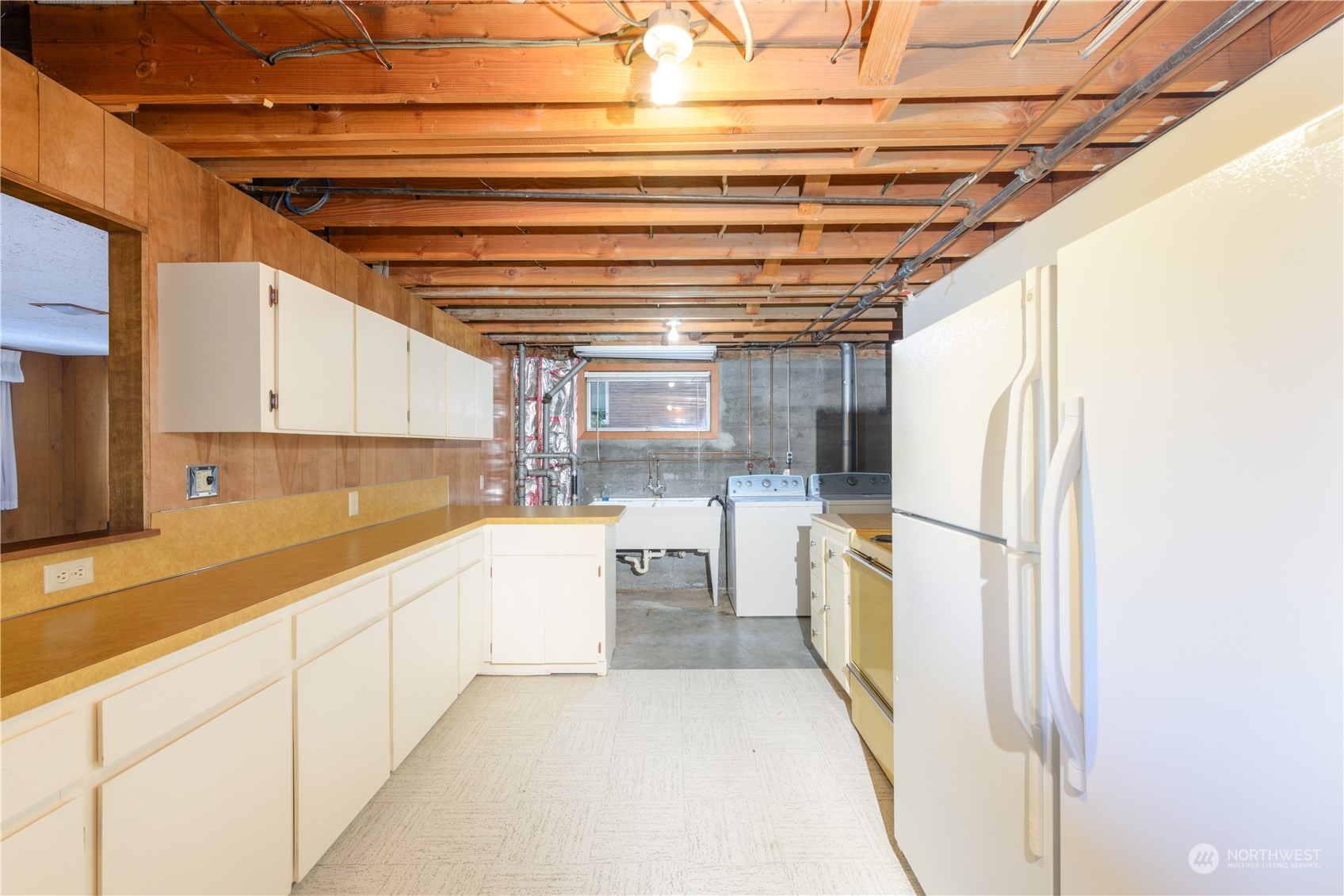 10024 11th Avenue NW