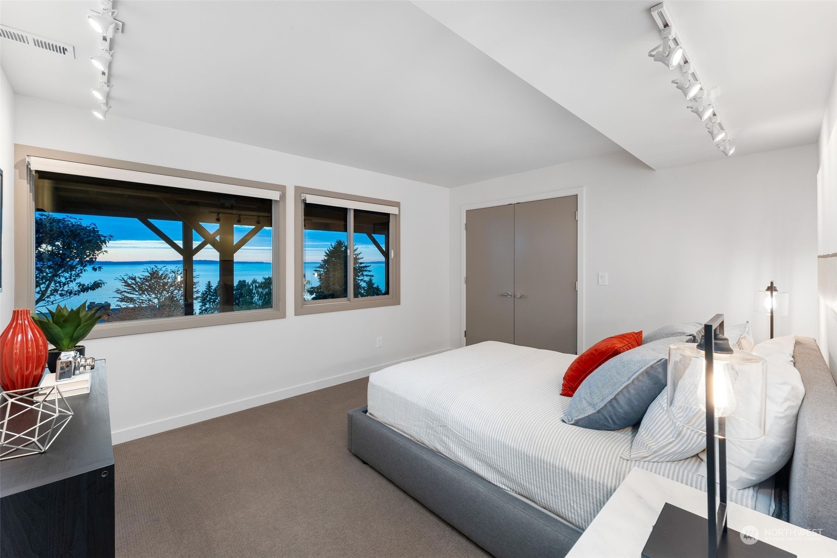 10205 Belgrove Court NW