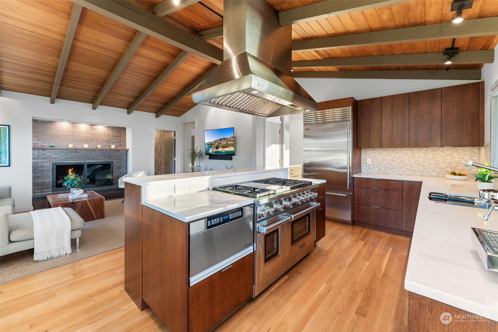 10205 Belgrove Court NW