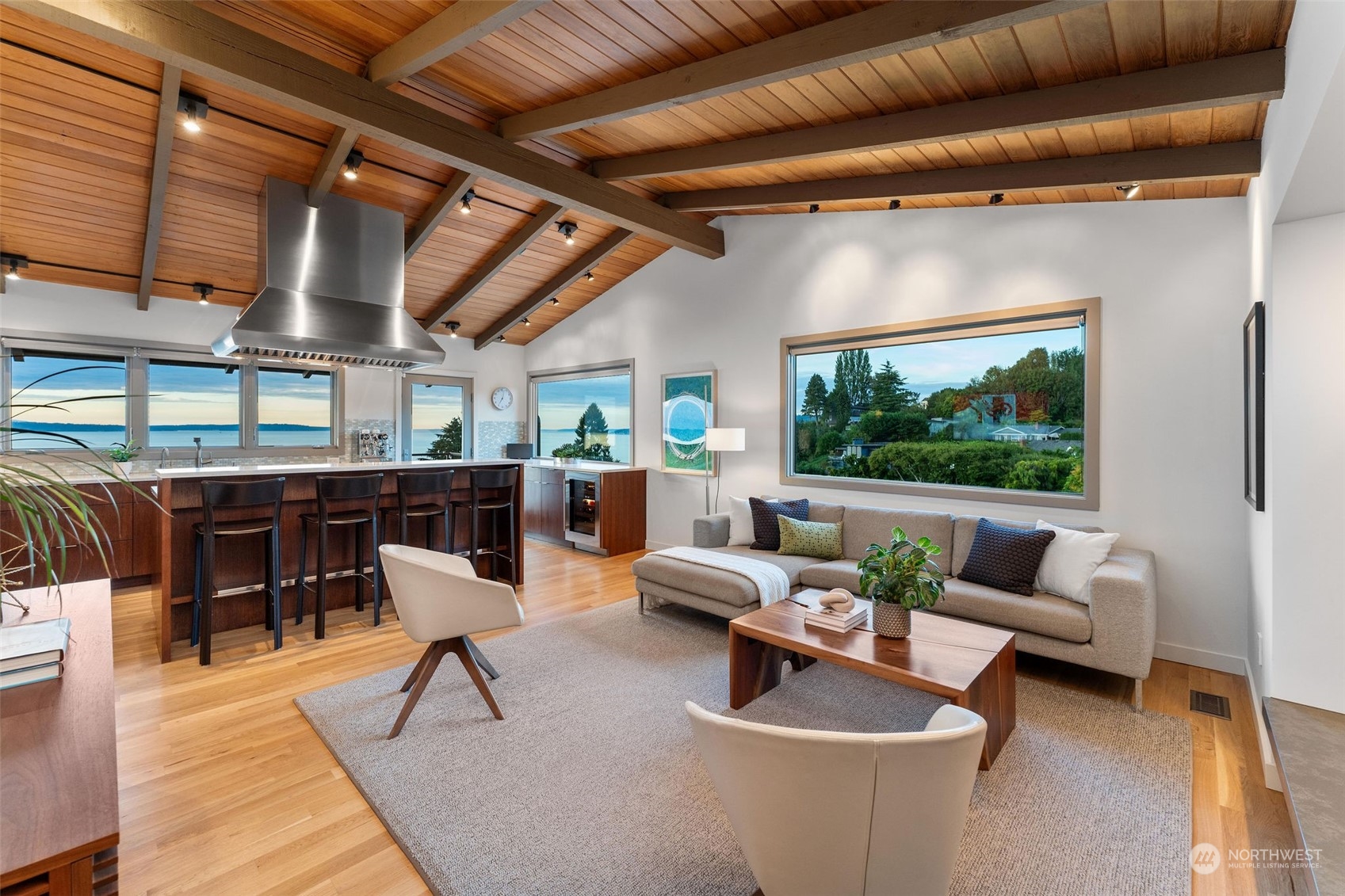 10205 Belgrove Court NW