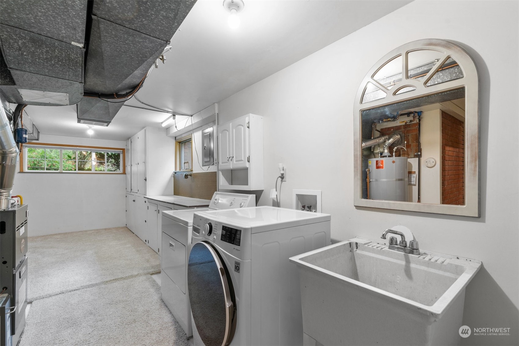 8045 Jones Avenue NW