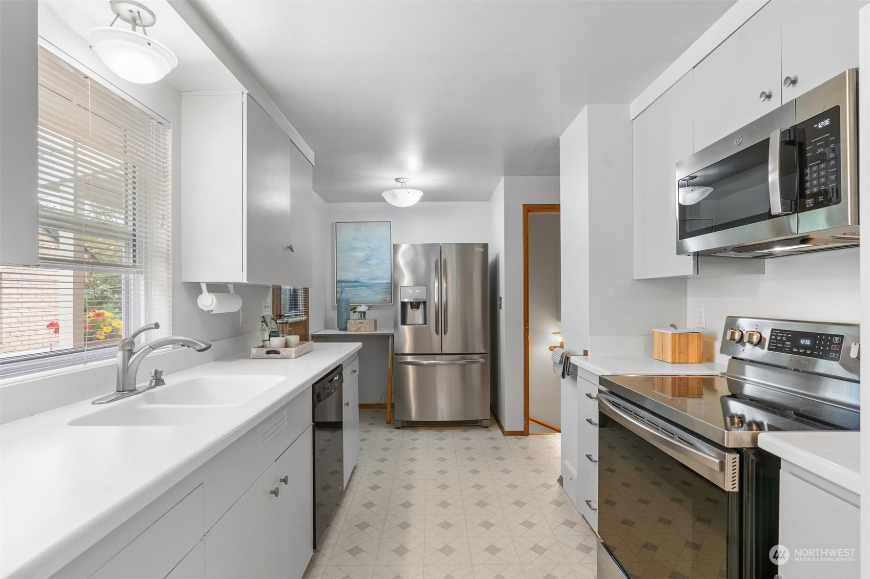 8045 Jones Avenue NW