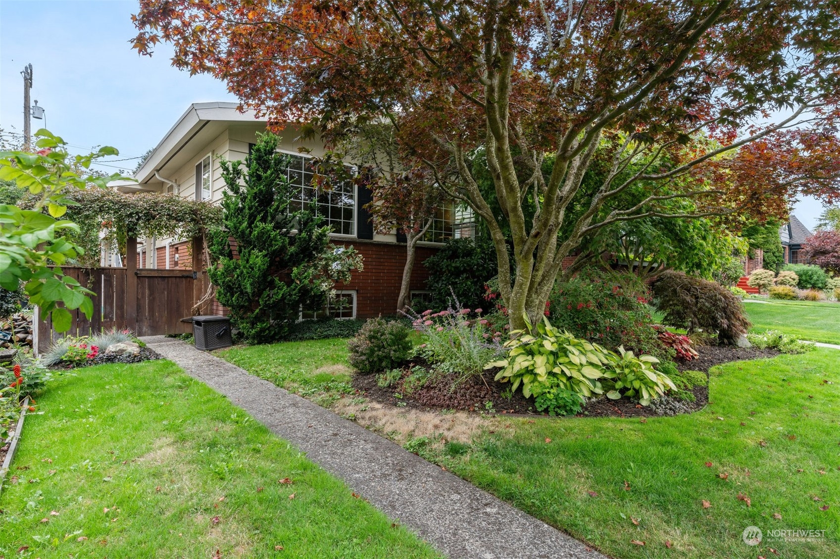 8045 Jones Avenue NW