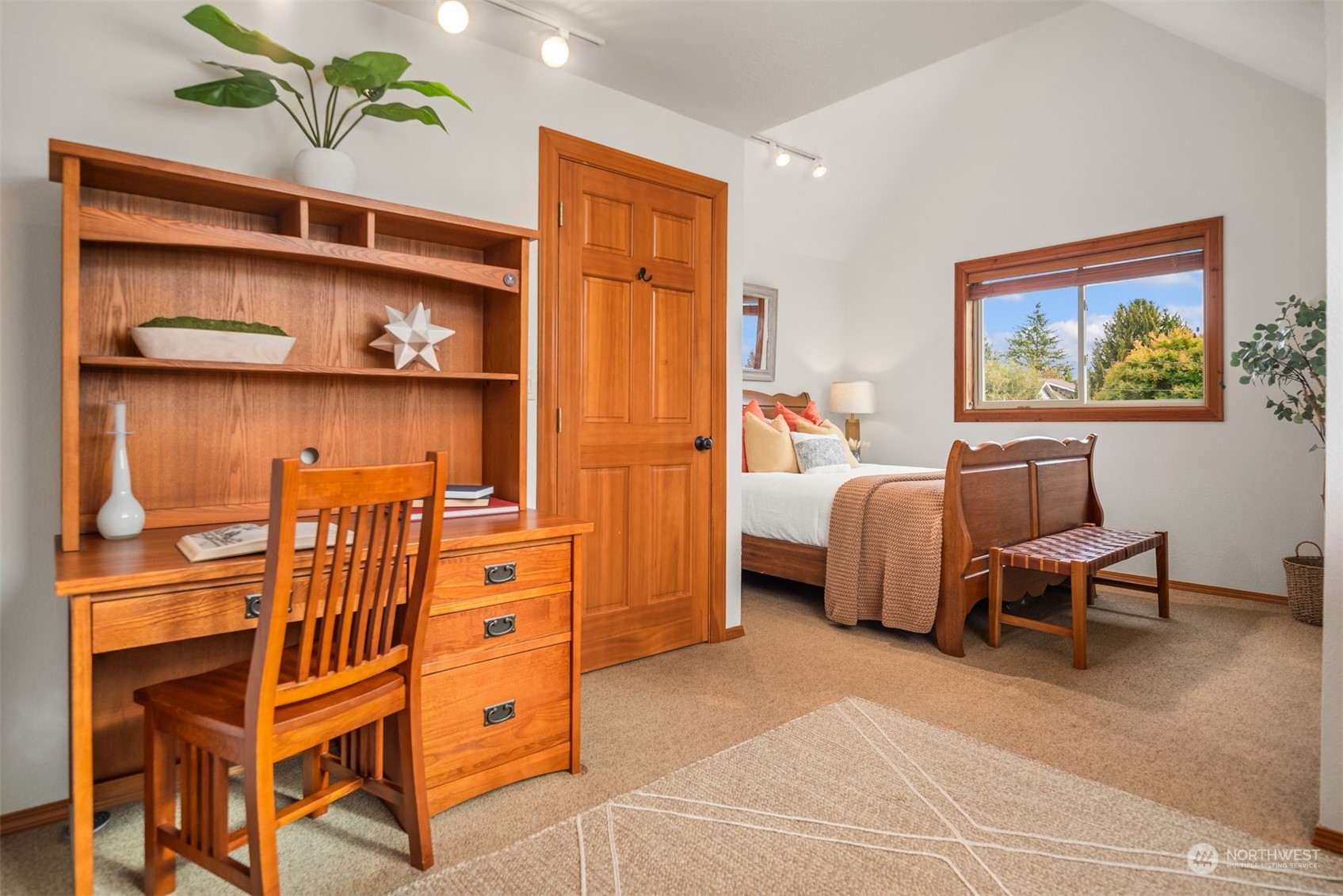 5022 SW Waite Street