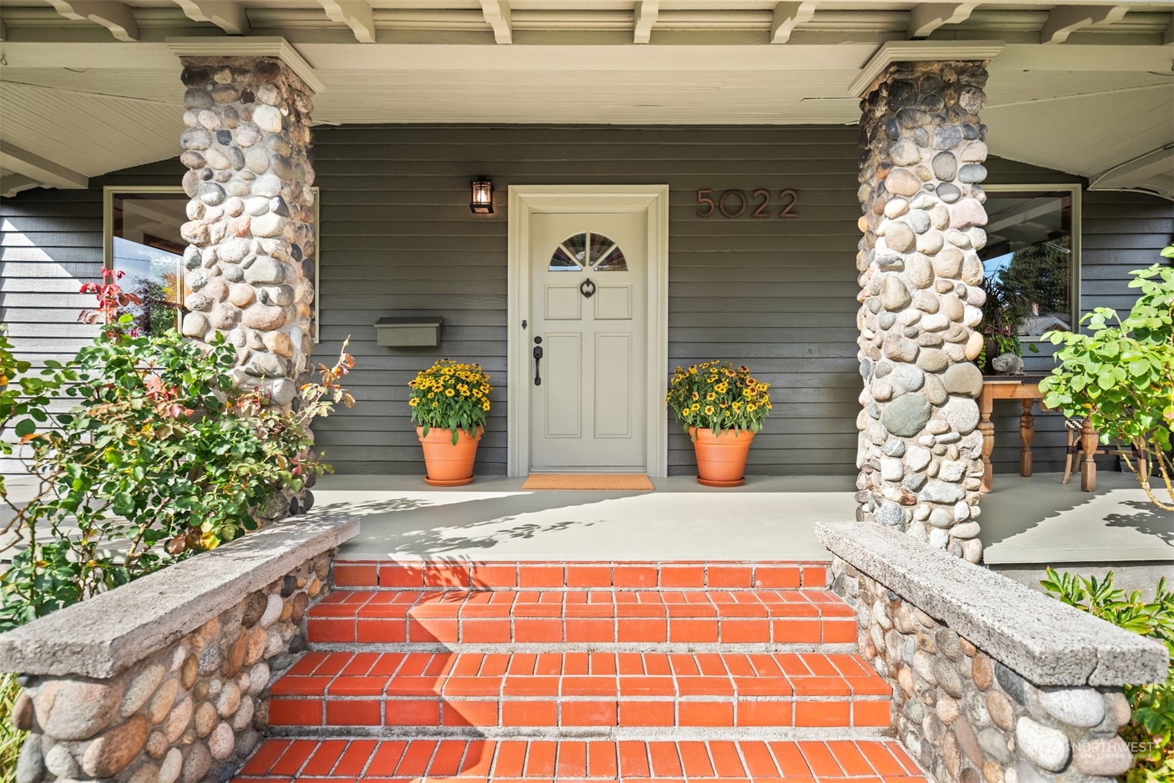 5022 SW Waite Street