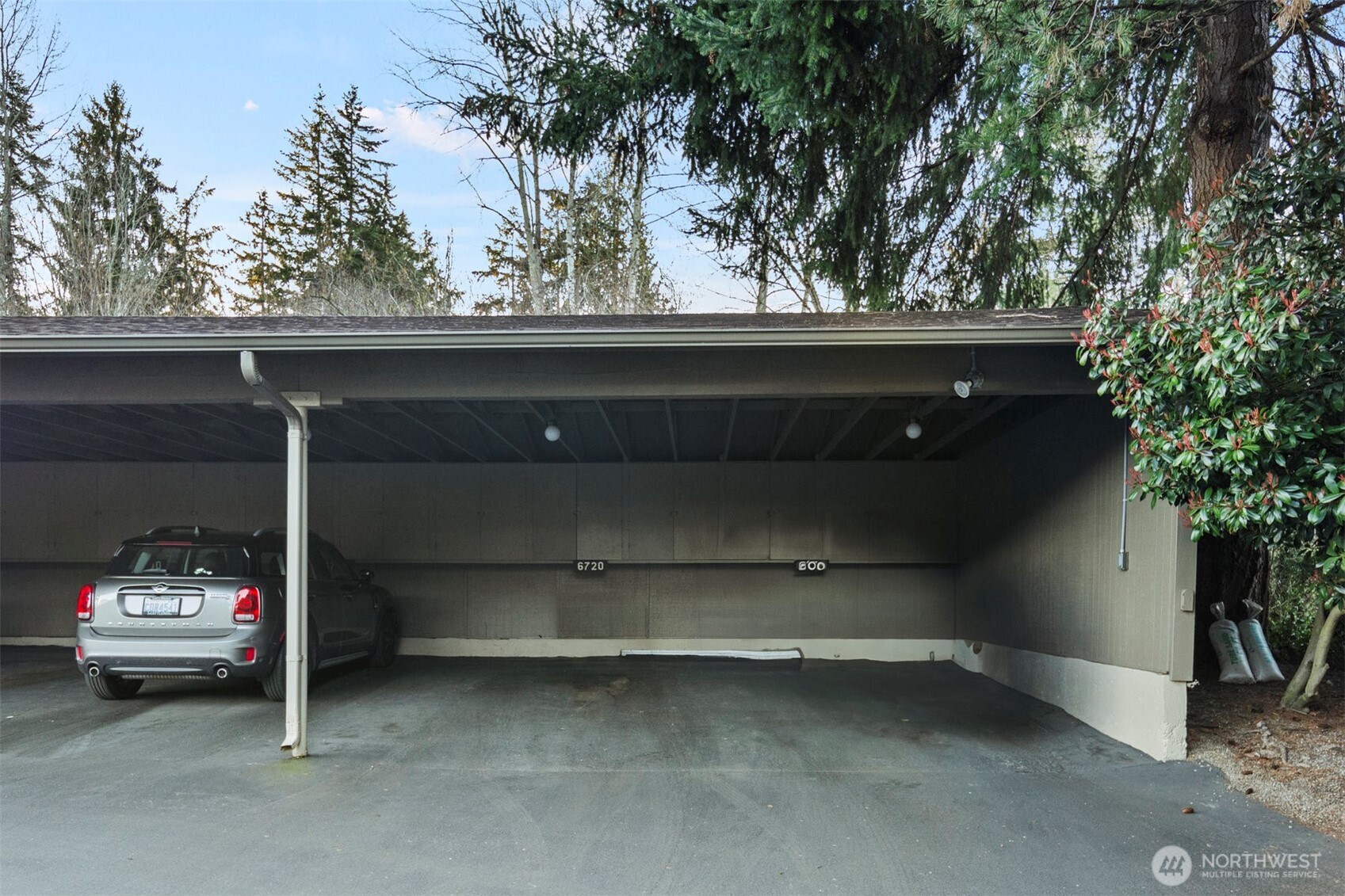 6720 Park Point Way NE Unit: E304