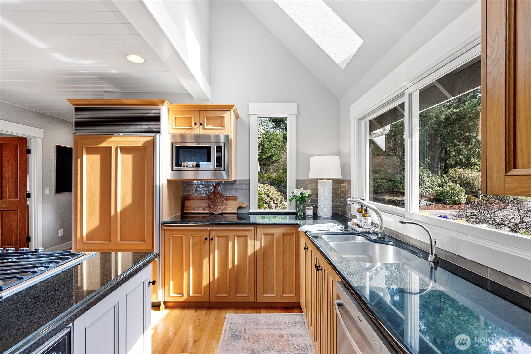 4812 103rd Avenue NW