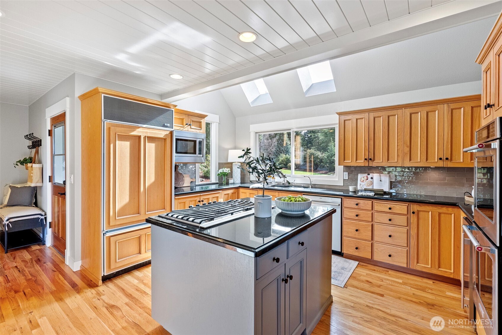 4812 103rd Avenue NW