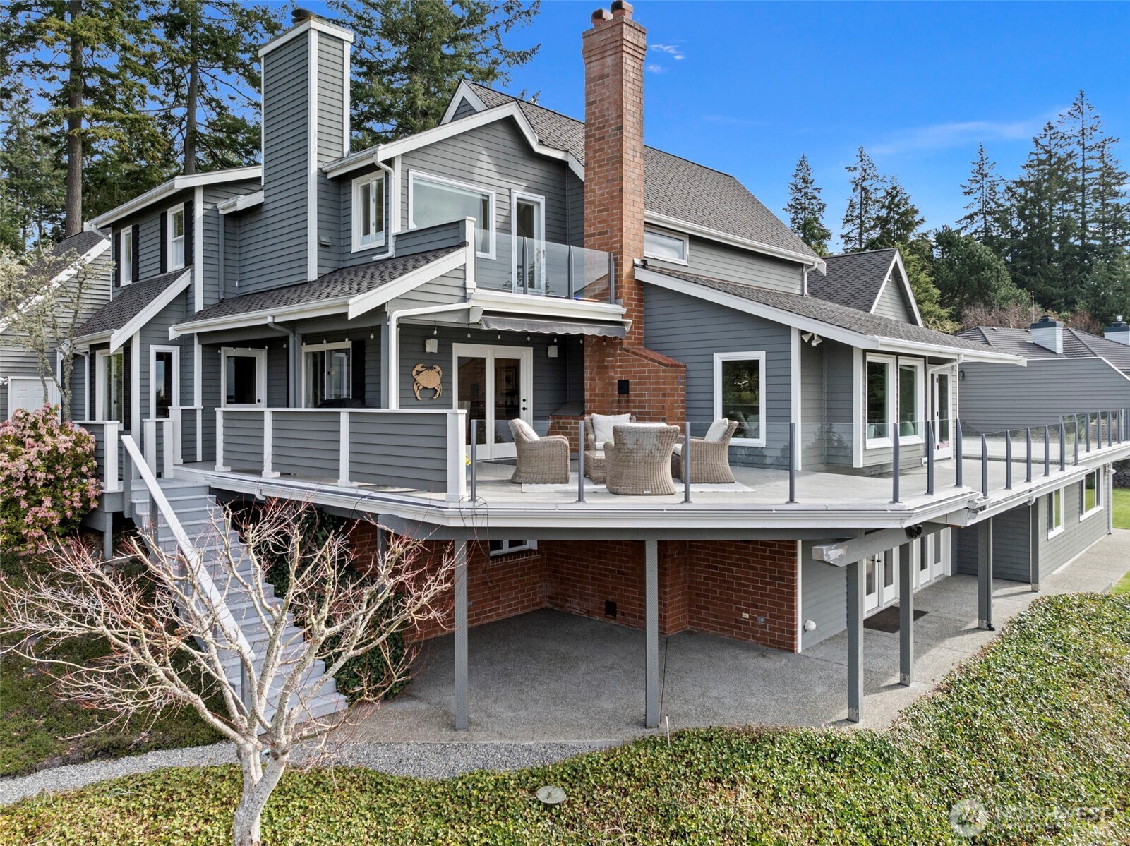 4812 103rd Avenue NW