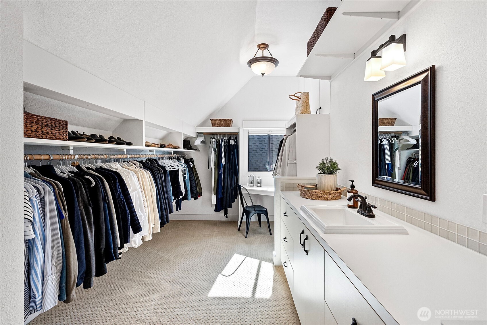 4812 103rd Avenue NW