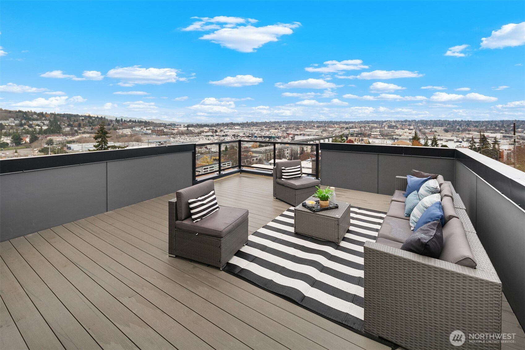 3621 B 13th Avenue W