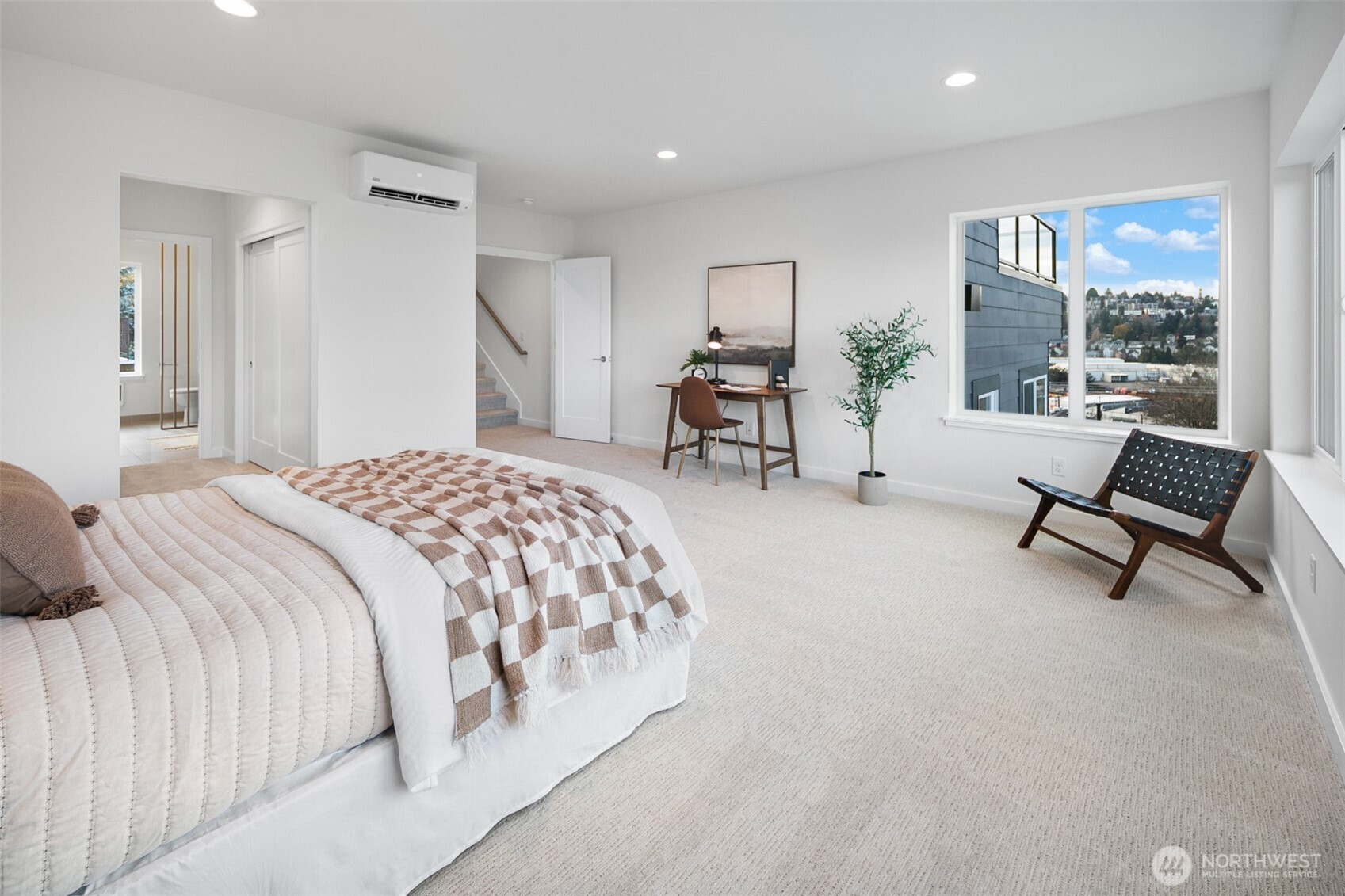 3621 B 13th Avenue W