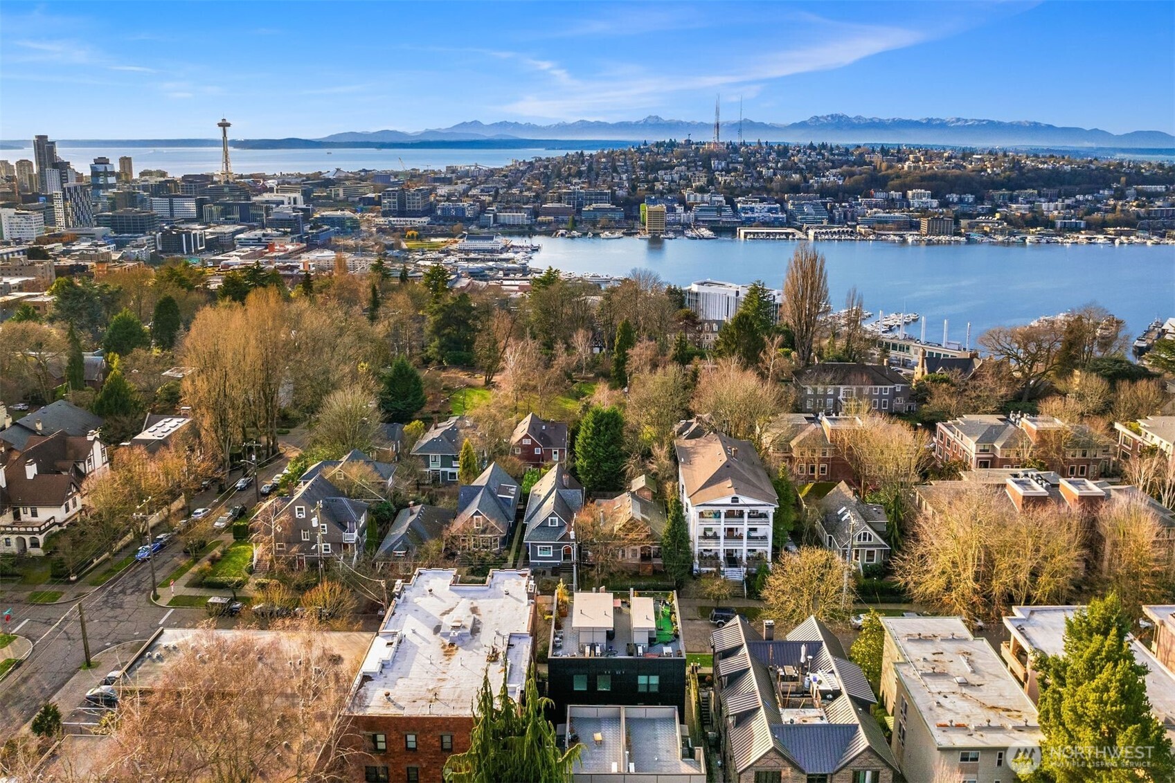 1112 Broadway E Unit: 402