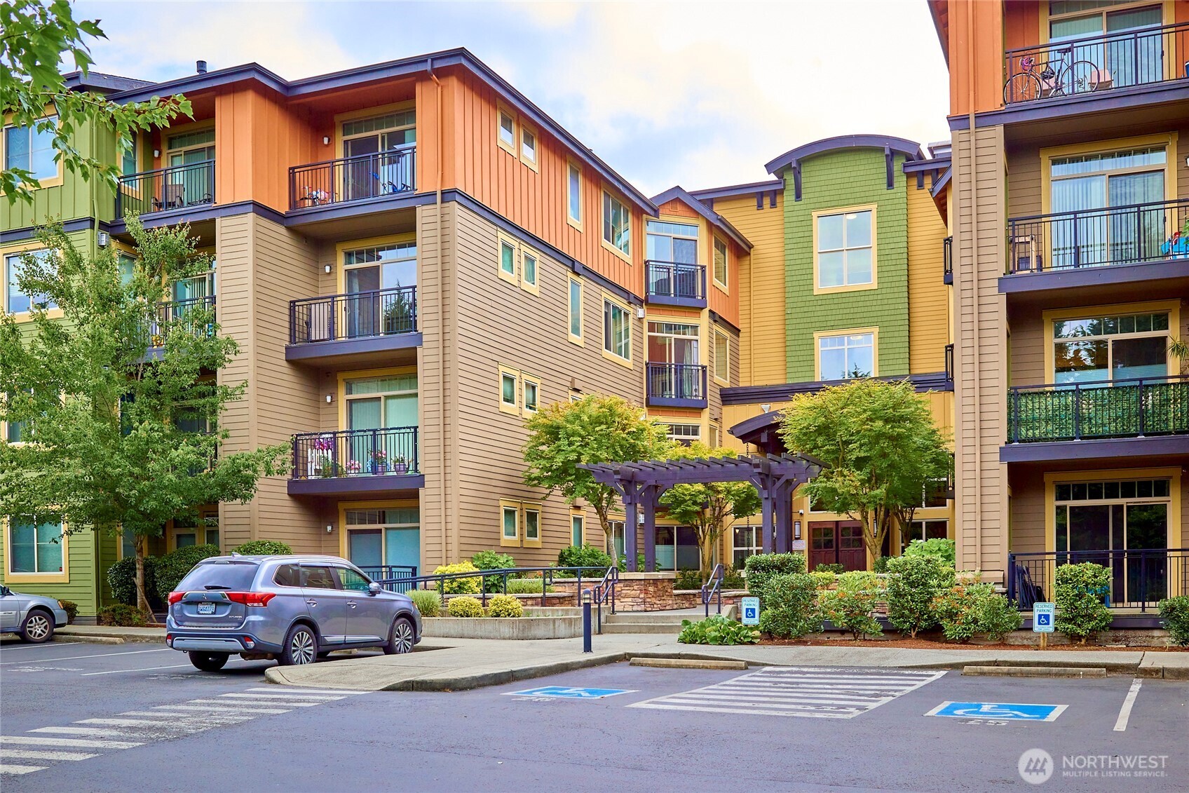 15700 116th Avenue NE Unit: 210