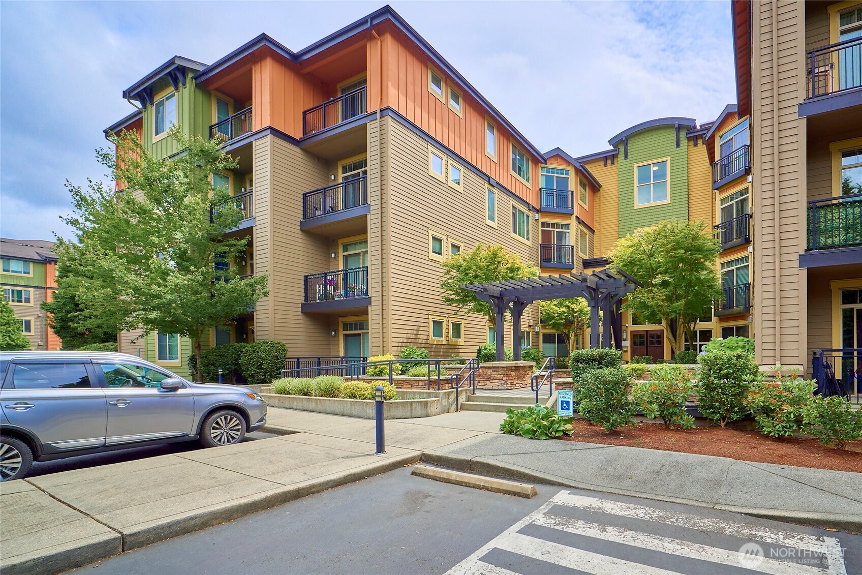 15700 116th Avenue NE Unit: 210