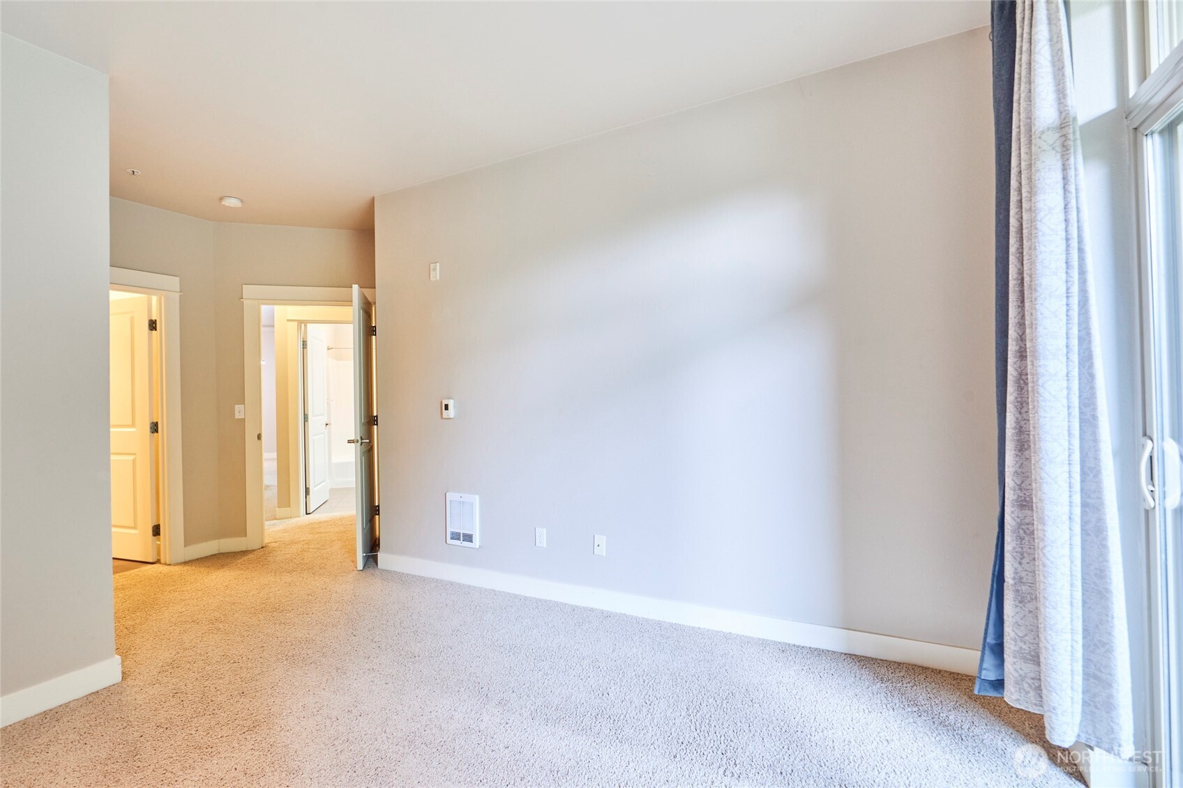 15700 116th Avenue NE Unit: 210