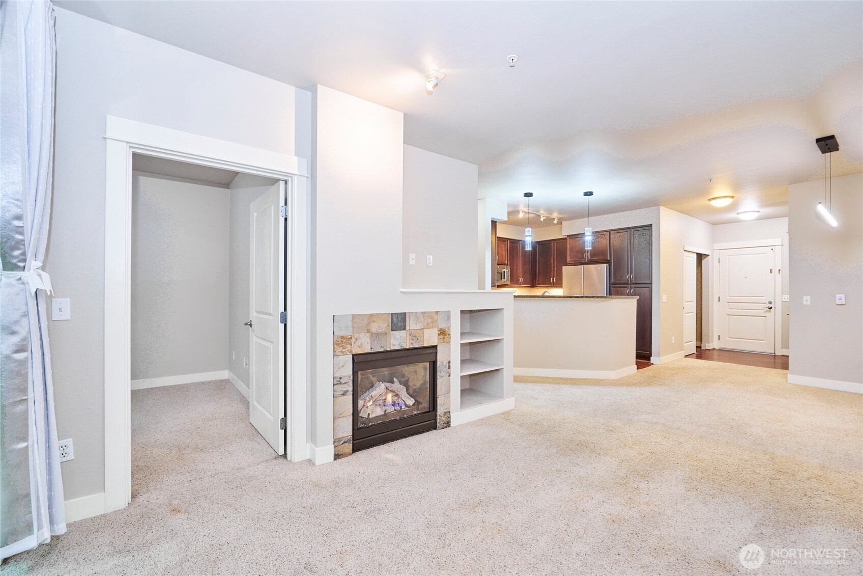 15700 116th Avenue NE Unit: 210