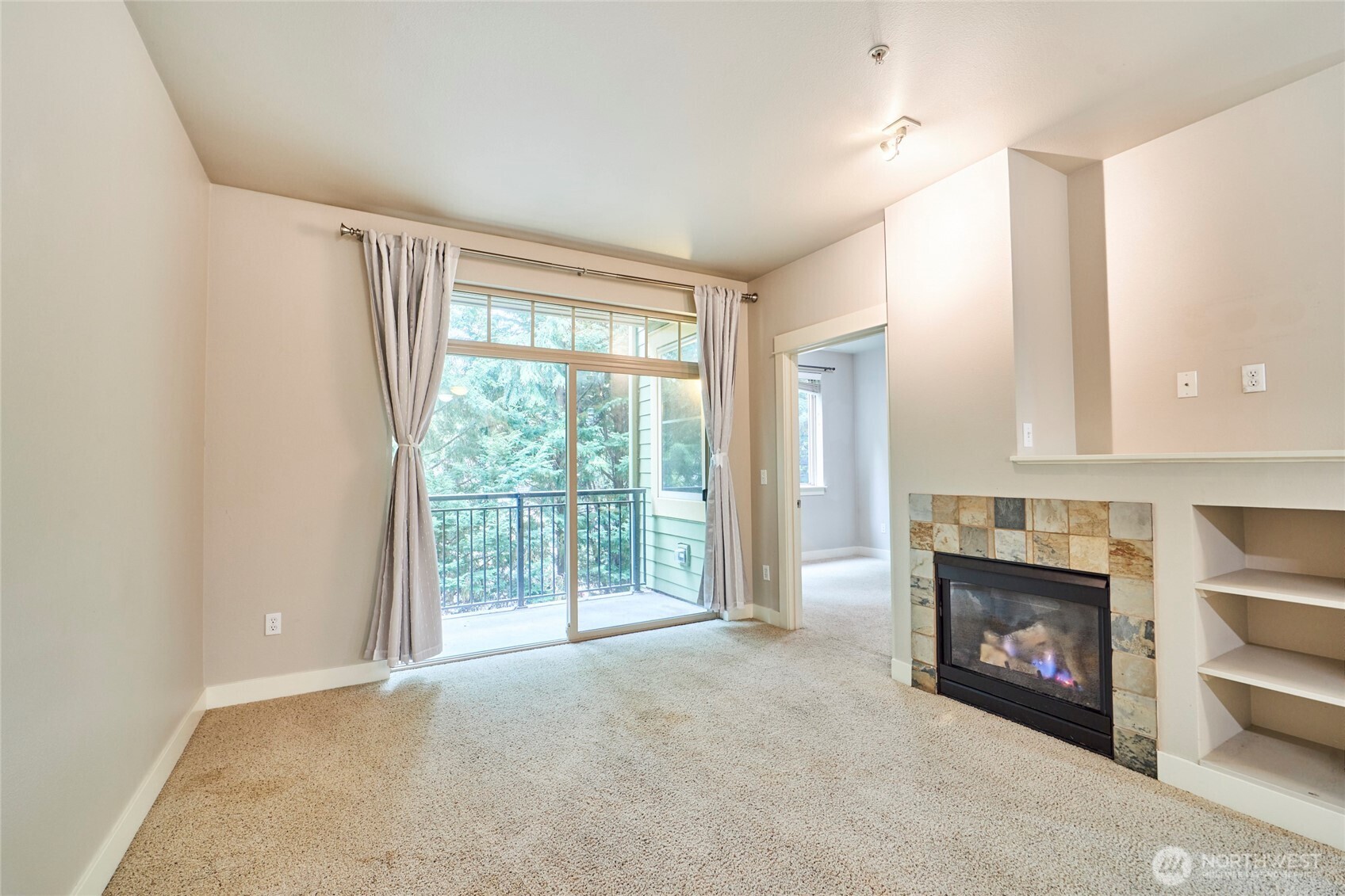 15700 116th Avenue NE Unit: 210