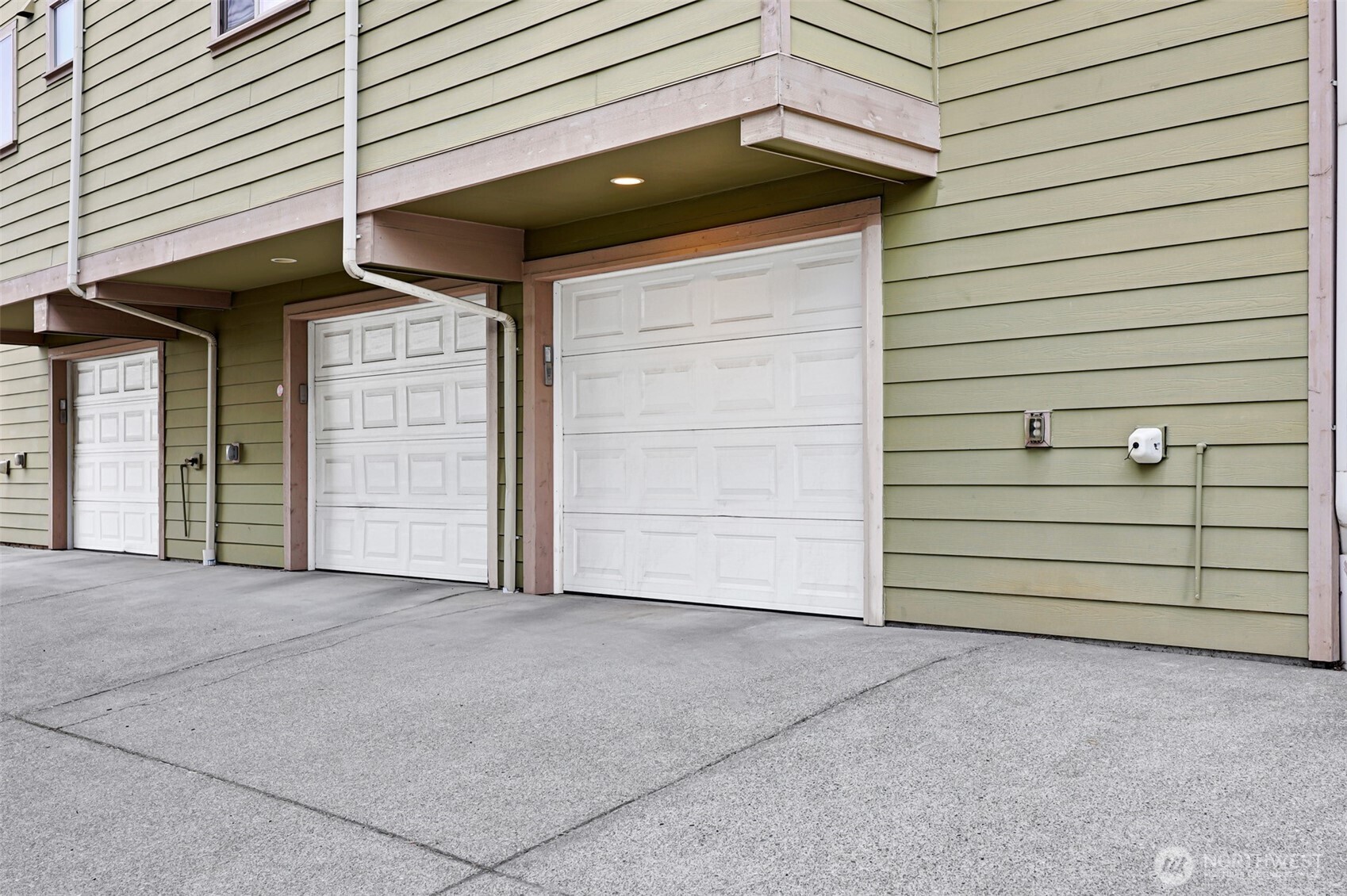 3437 14th Avenue W Unit: A