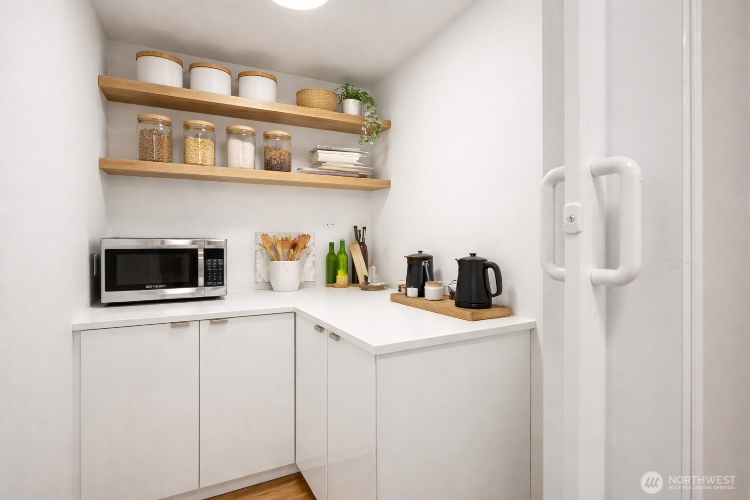 3505 W Government Way Unit: 206