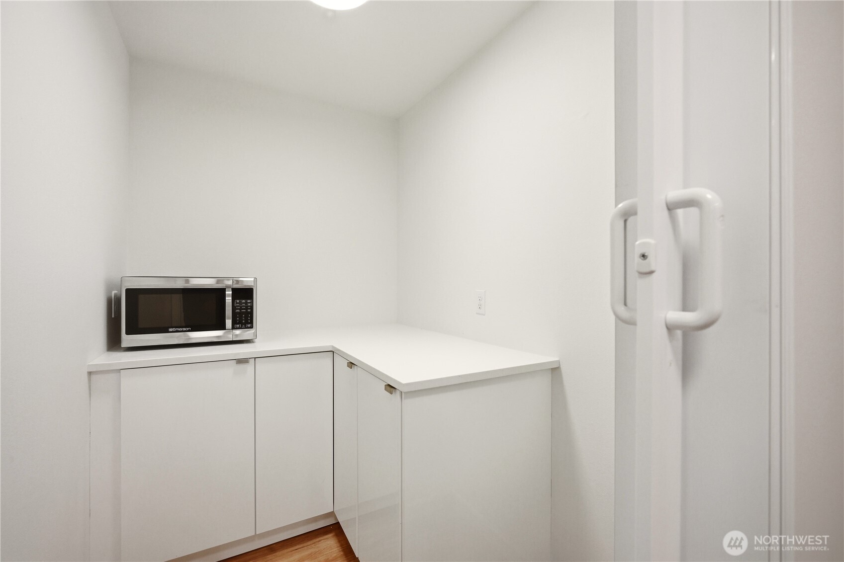 3505 W Government Way Unit: 206