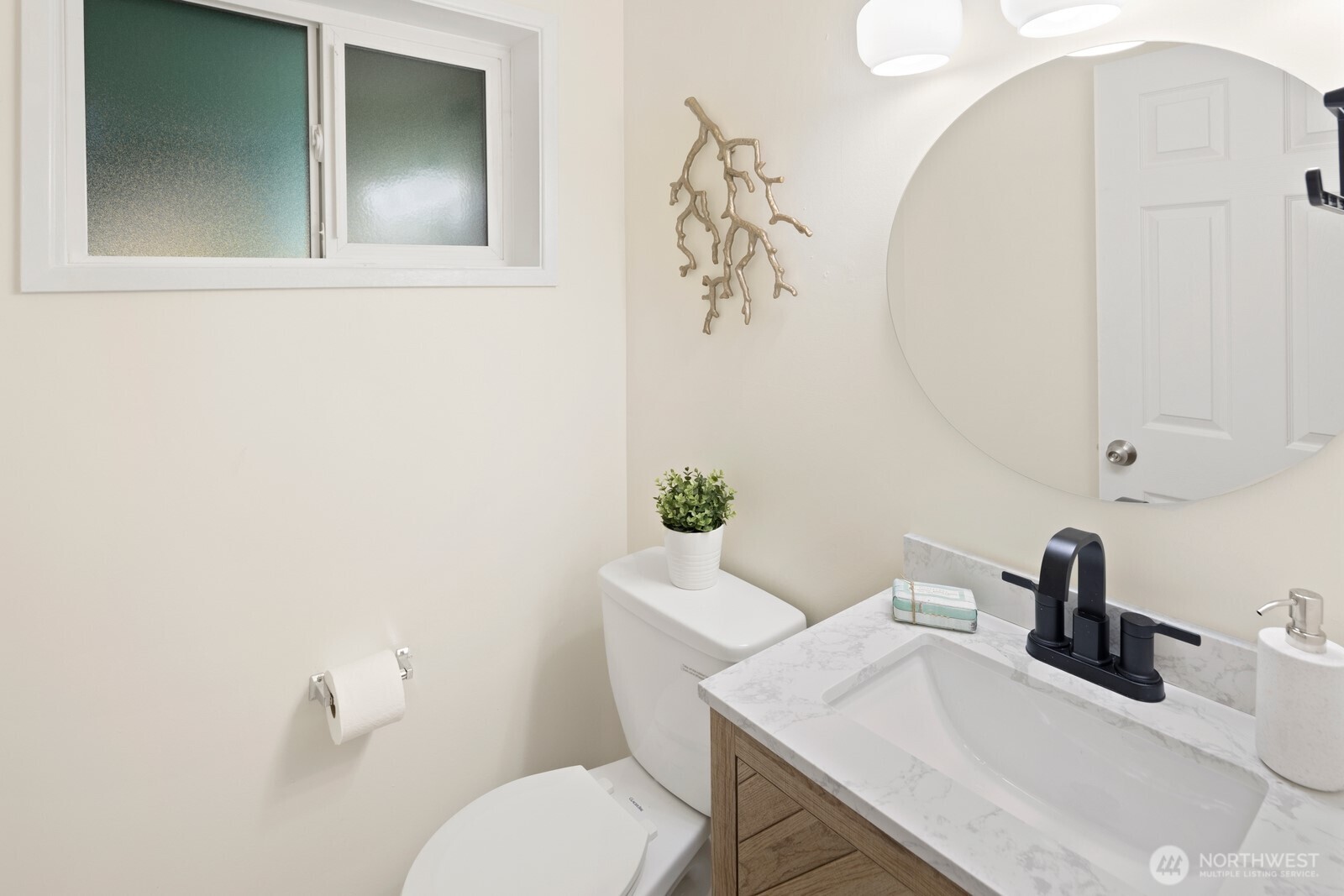 7038 Cleopatra Place NW