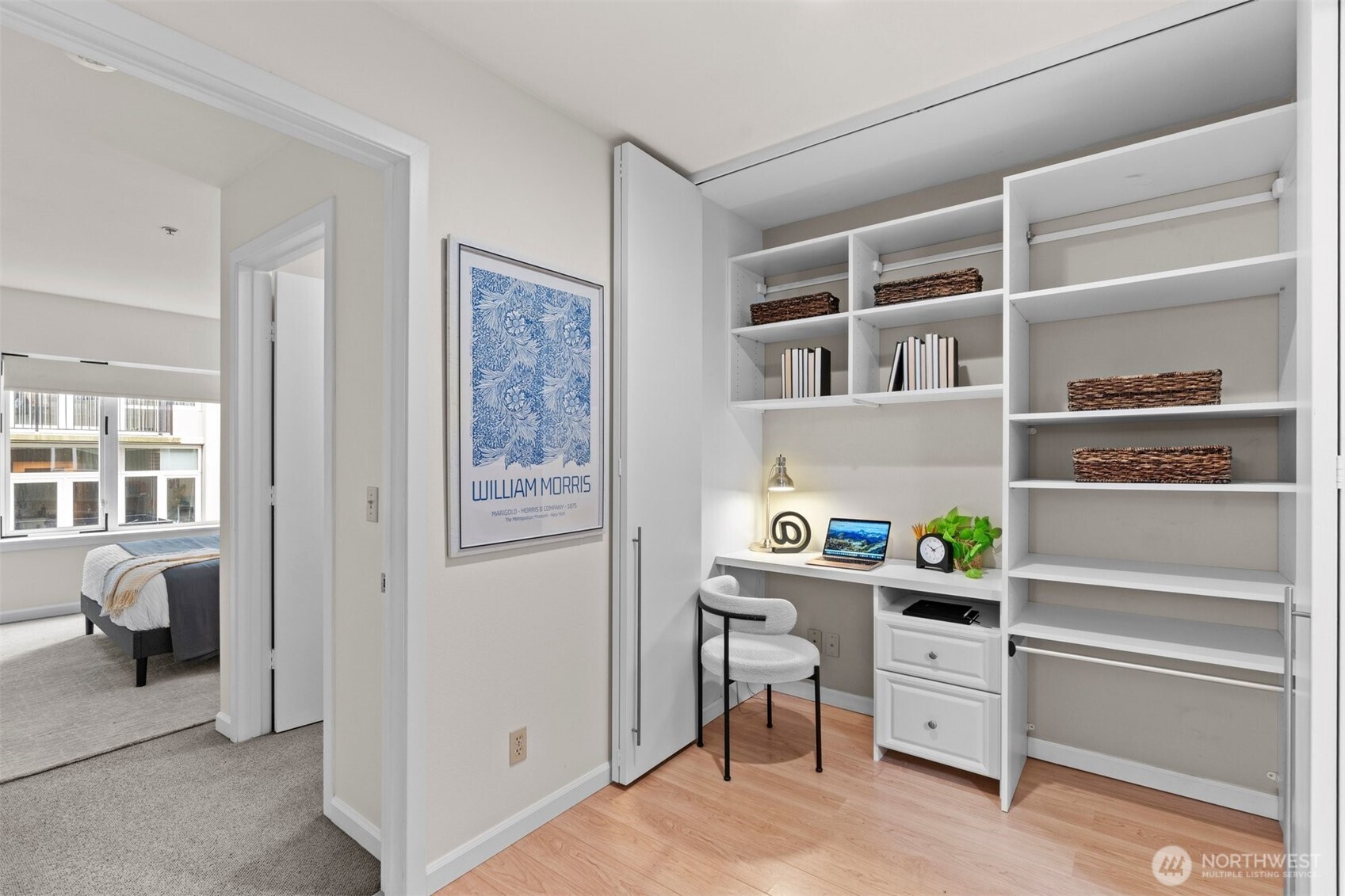 2717 Western Avenue Unit: 624