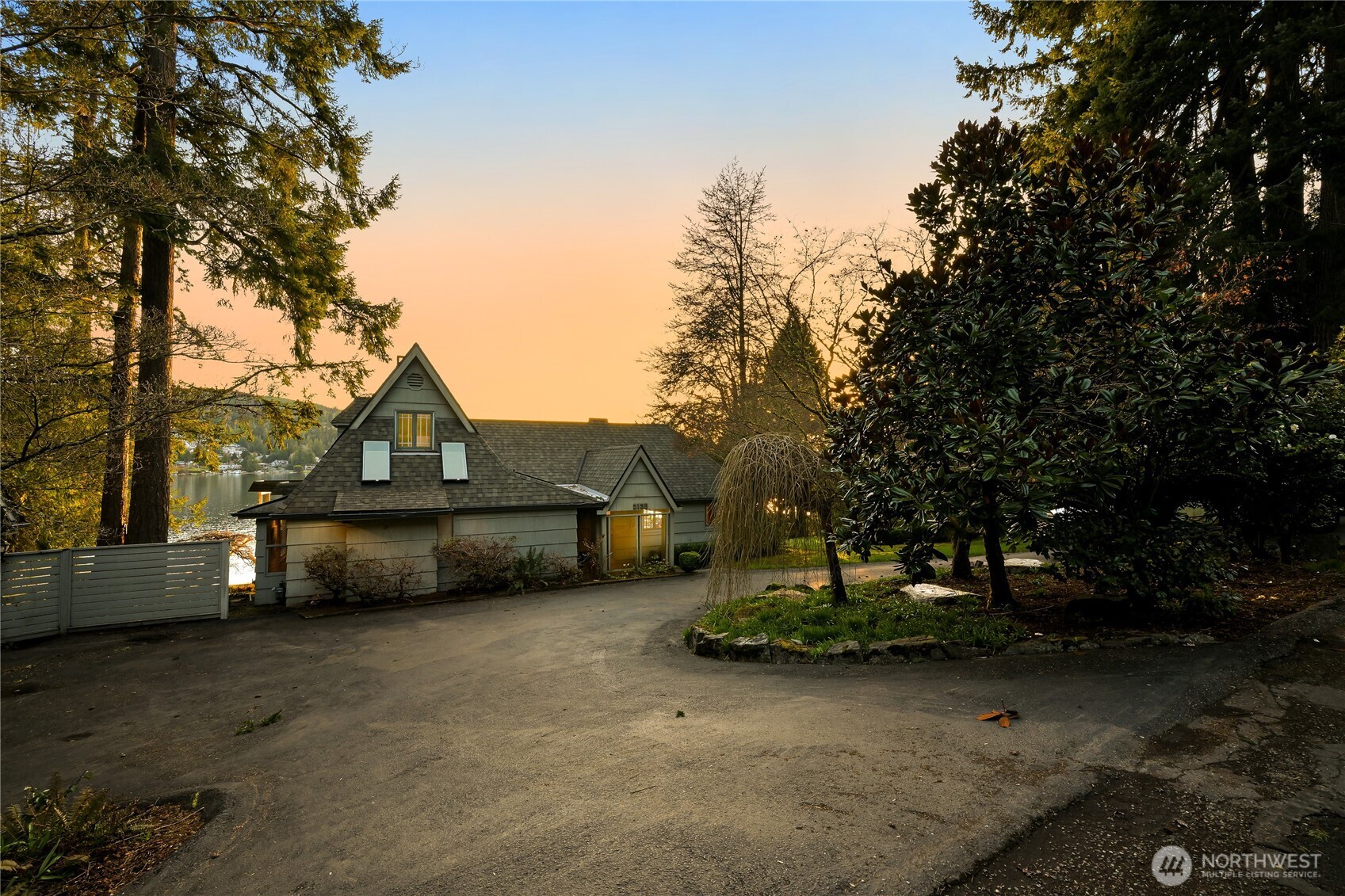 2138 Dellesta Drive
