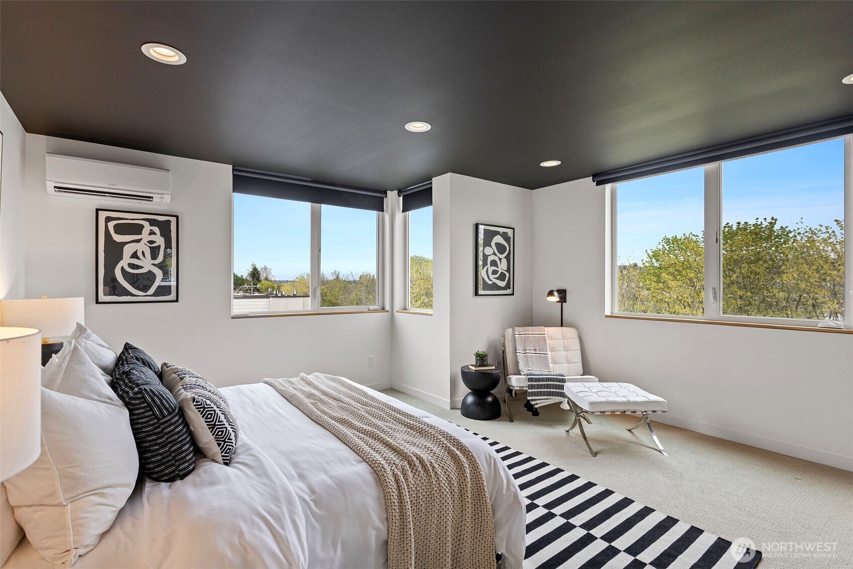 2314 Thorndyke Avenue W Unit: E