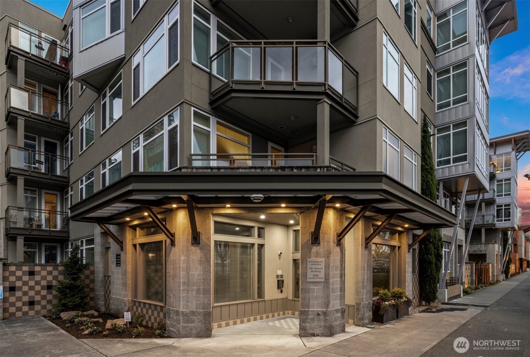 2000 Alaskan Way Unit: 453