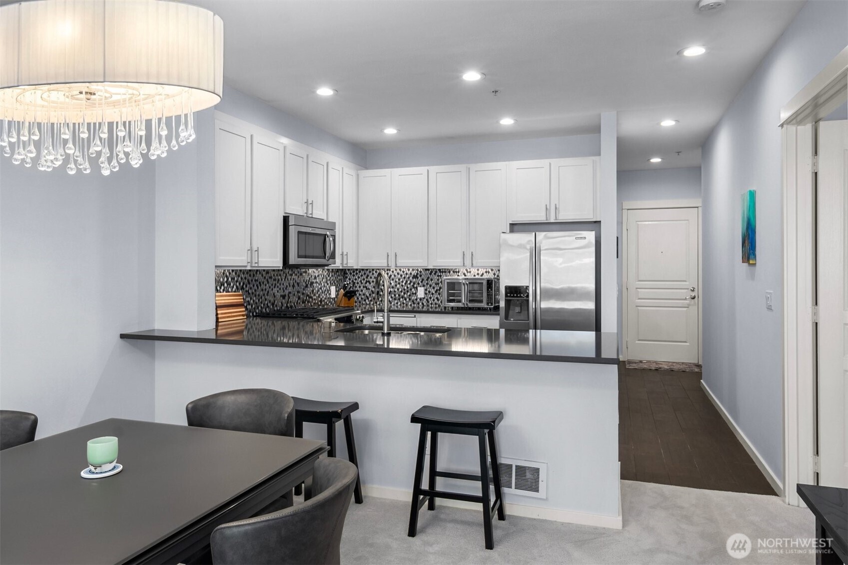 2000 Alaskan Way Unit: 453