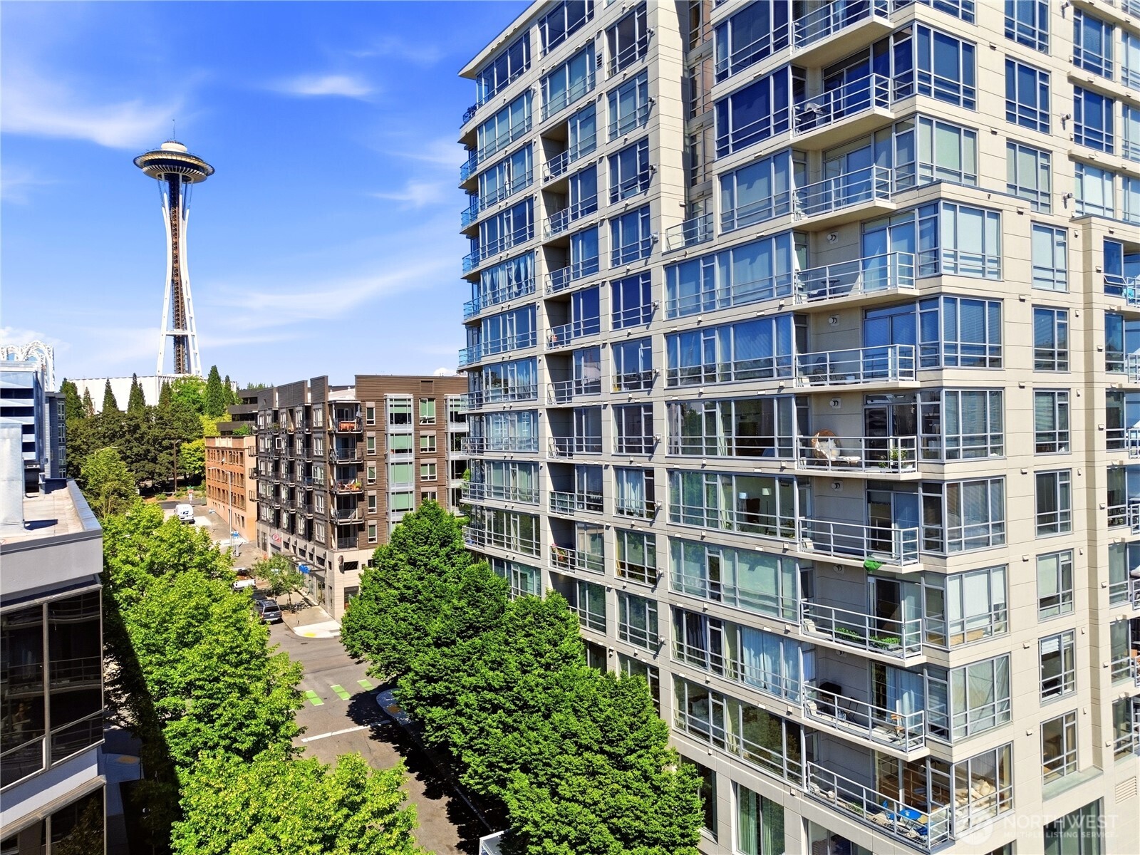 2929 1st Avenue Unit: 817